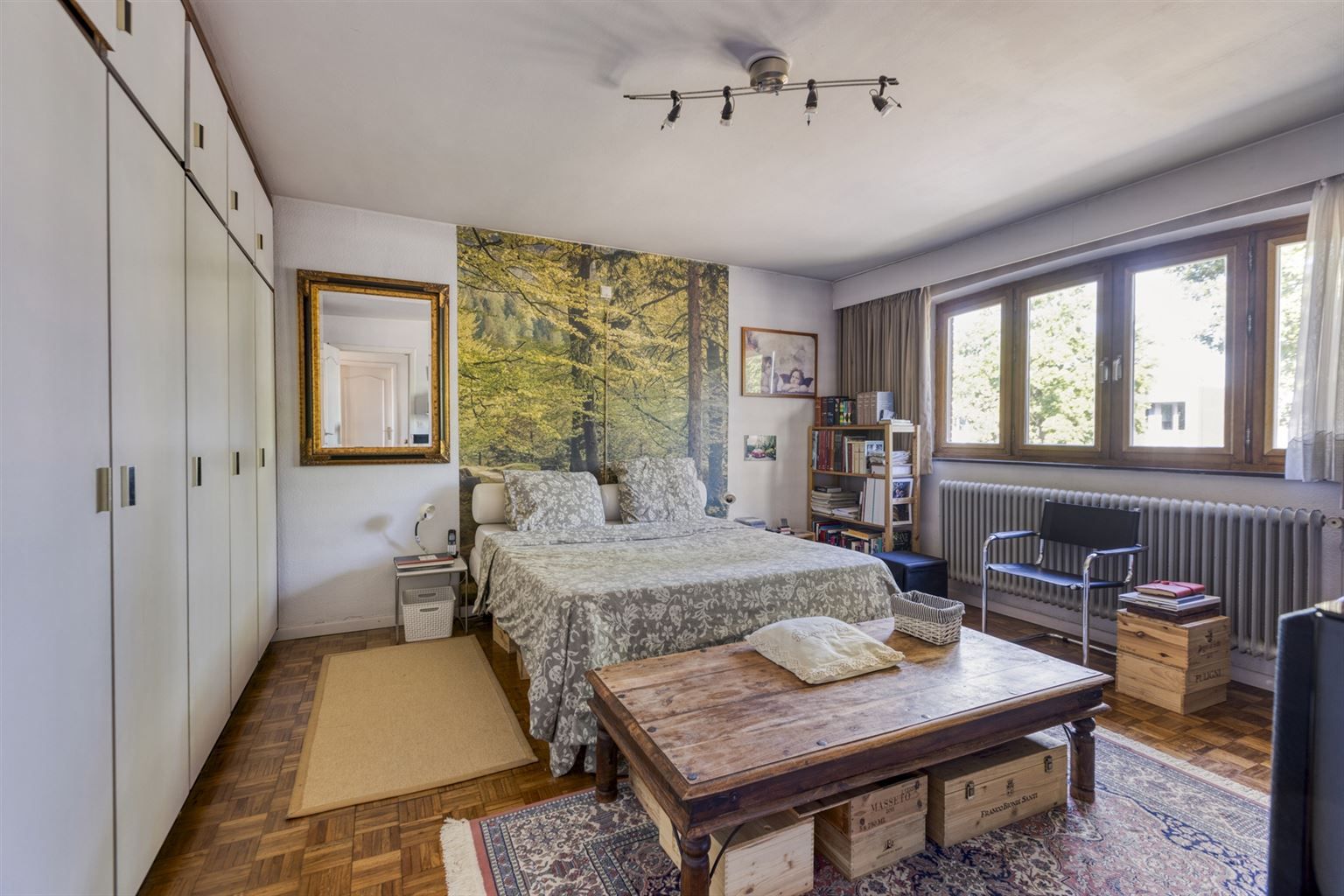 Karaktervolle, vrijstaande woning met 4 slaapkamers, veranda, dubbele garage, volledig onderkelderd op een perceel van 17a48ca, centraal gelegen bij het centrum. foto 22