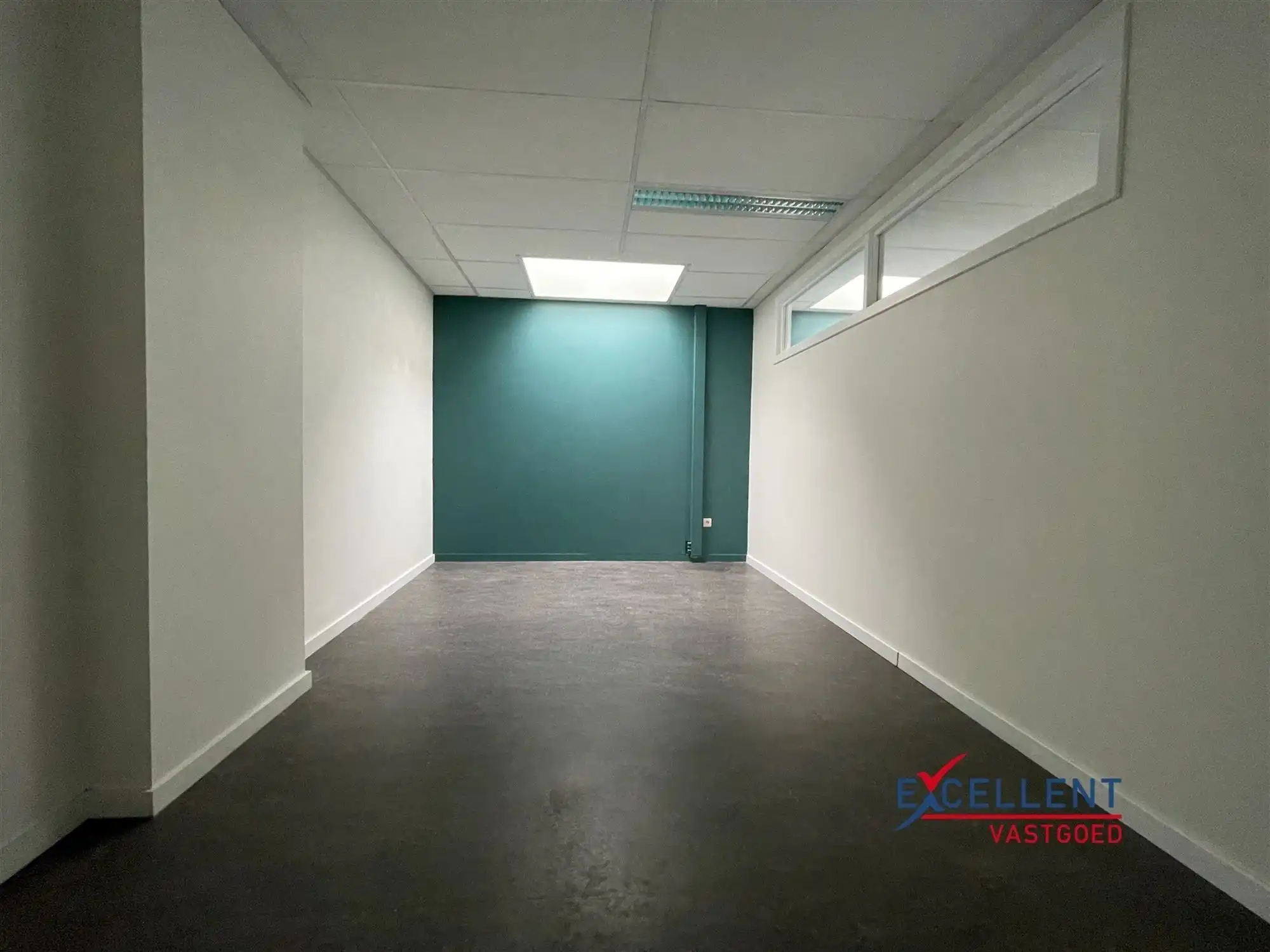 Zeer ruime handelsruimte te huur op de Markt van Deinze foto 7