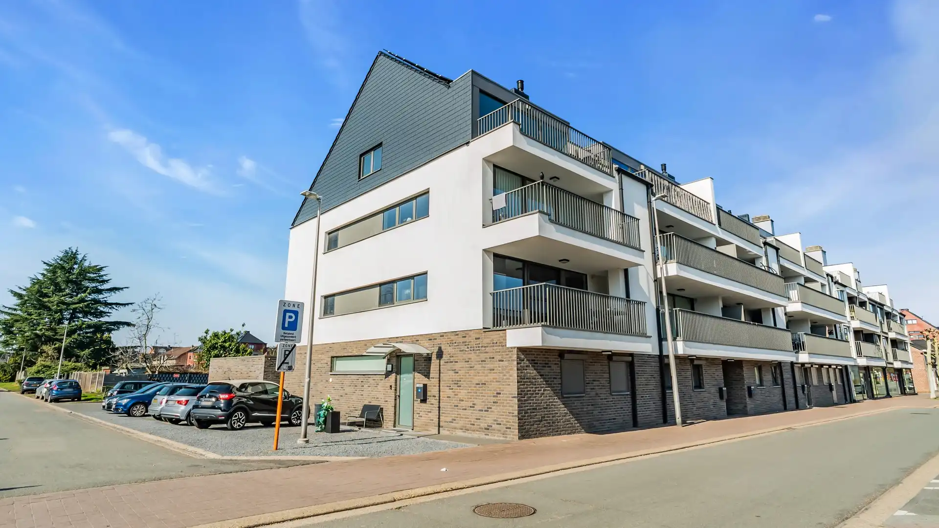 MODERN, ENERGIEZUINIG DUPLEX APPARTEMENT MET 4 SLAAPKAMERS IN MAASMECHELEN foto 2