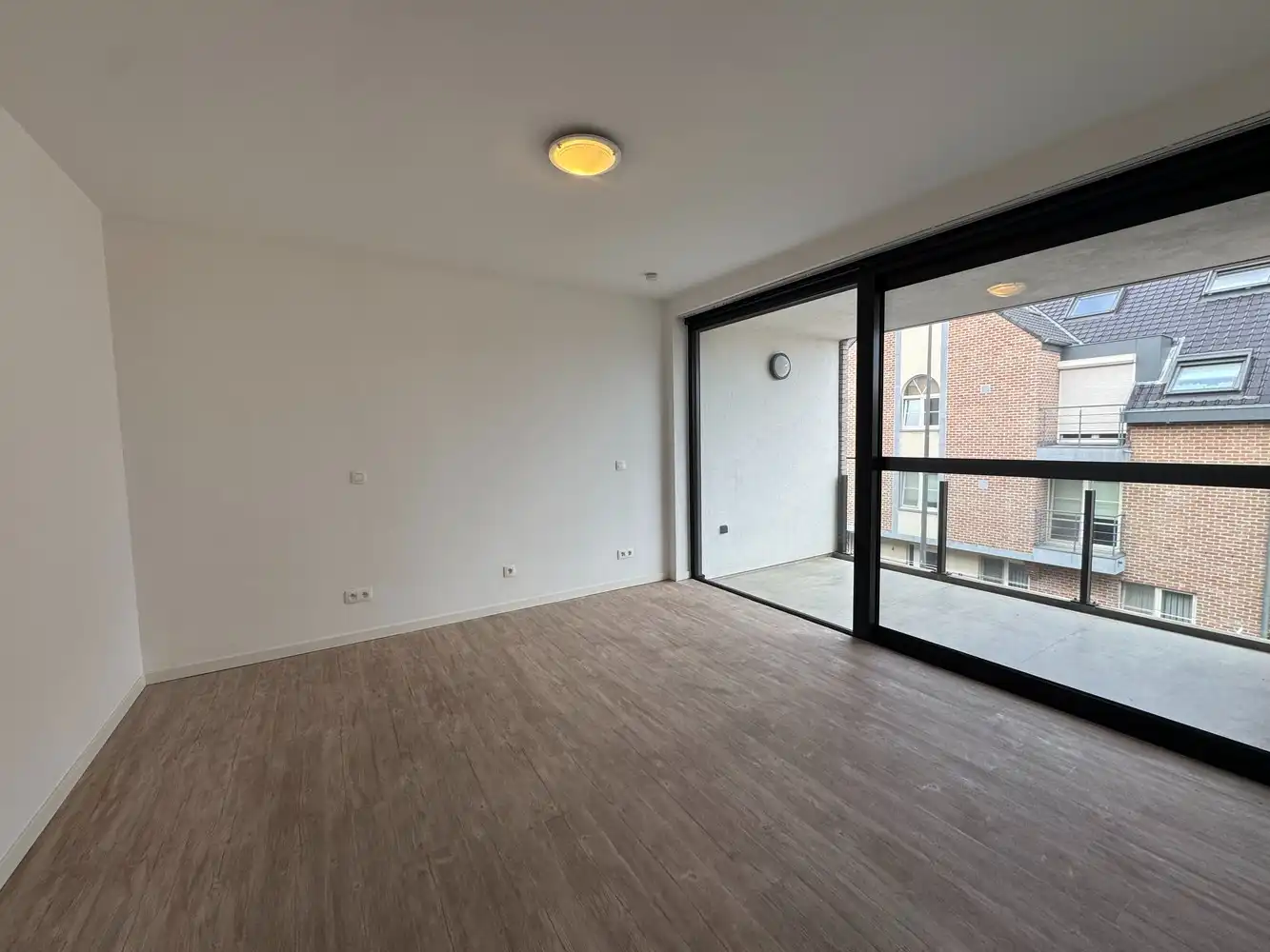 Ruimte om te wonen, terrassen om te genieten in het centrum van Lanaken foto 8