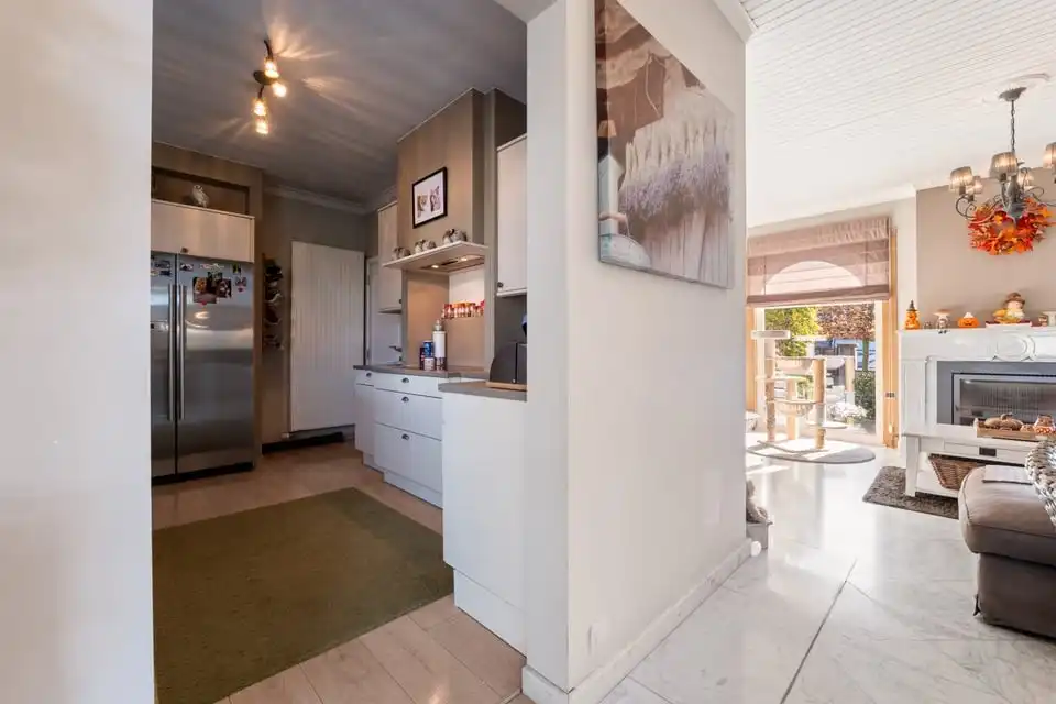 RUIME EN RUSTIG GELEGEN BUNGALOW MET 4 SLKS EN ZWEMBAD OP EEN PRACHTIG PERCEEL VAN 764M² foto 10