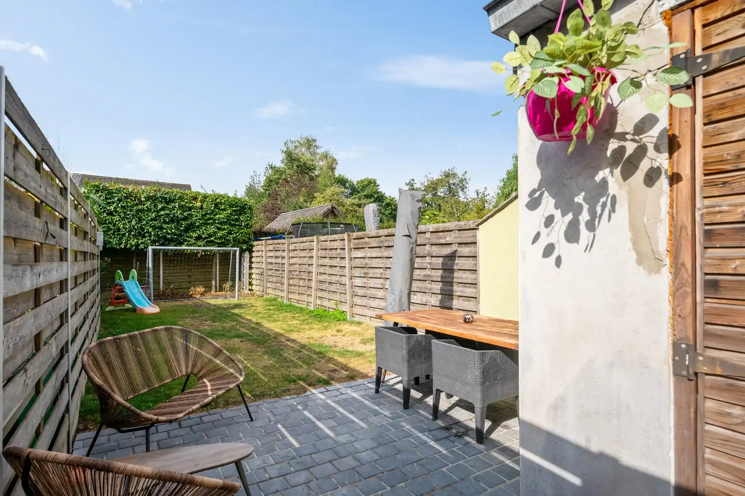 Gerenoveerde woning met 3 slpkrs en tuin nabij centrum Lier foto 2