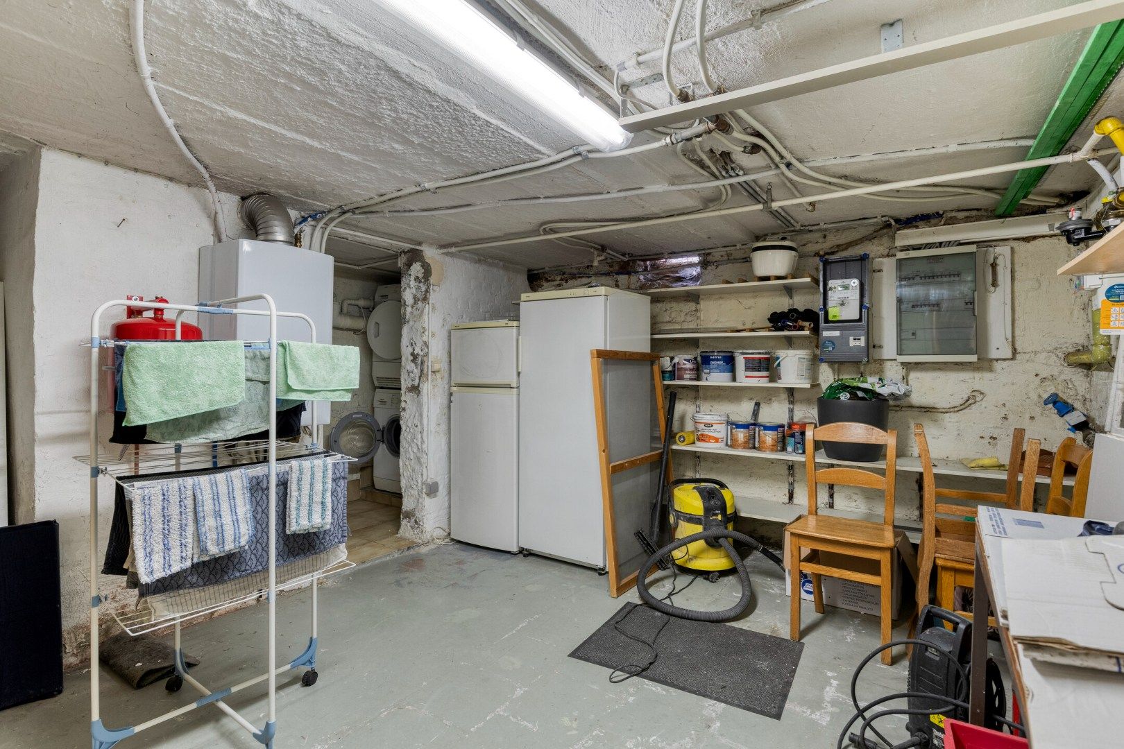 Goed gelegen woning met 3 slaapkamers en 2 badkamers in een rustige straat- bewoonbare oppervlakte 151 m² foto 21