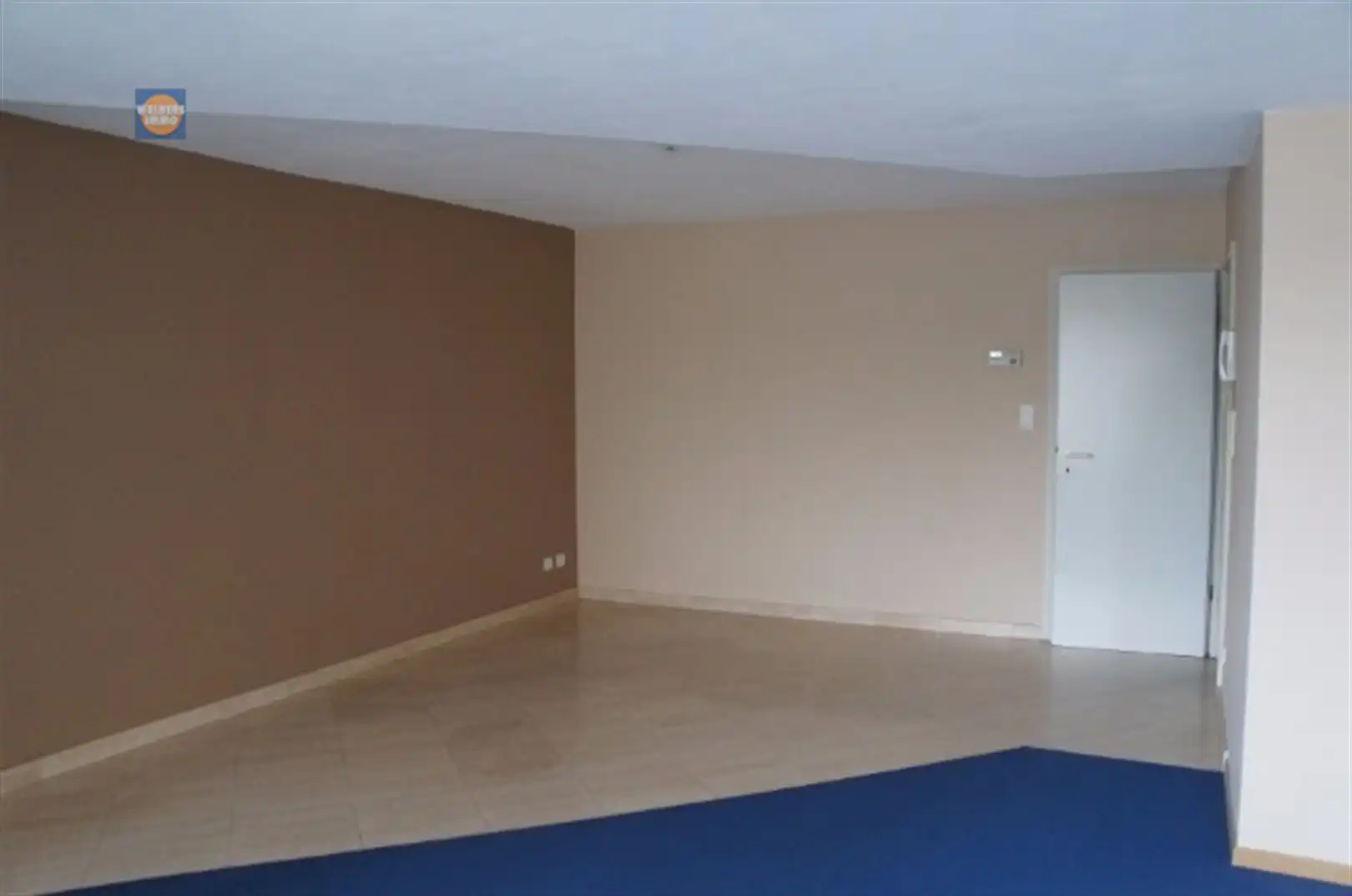 Lichtrijk 2-slaapkamer appartement met terras, garage en zicht op het kanaal foto 6