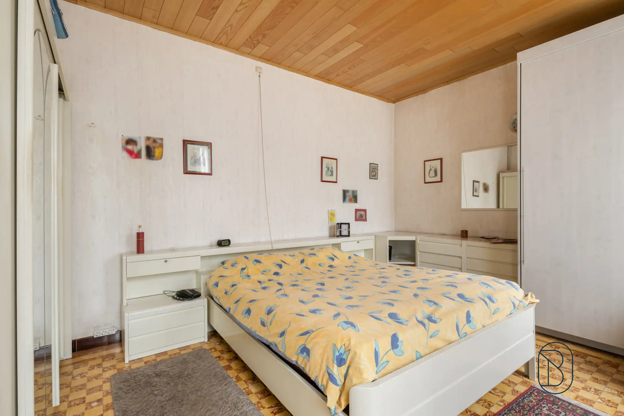 Veelzijdig handelspand met ruime woning in Deerlijk foto 18