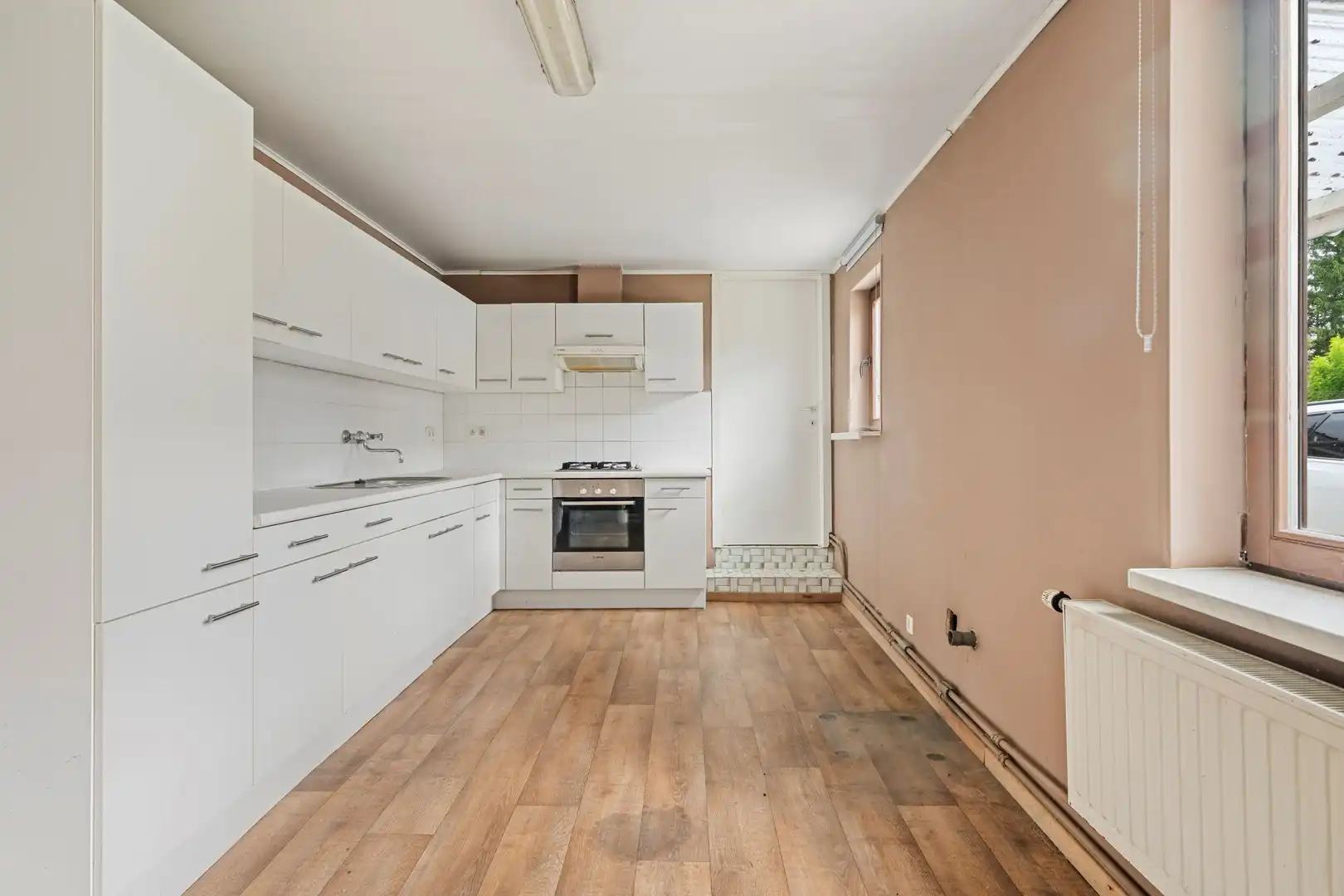 Nieuwe voorwaarden voor deze te renoveren halfopen woning op een prachtig perceel van 1900m² foto 13
