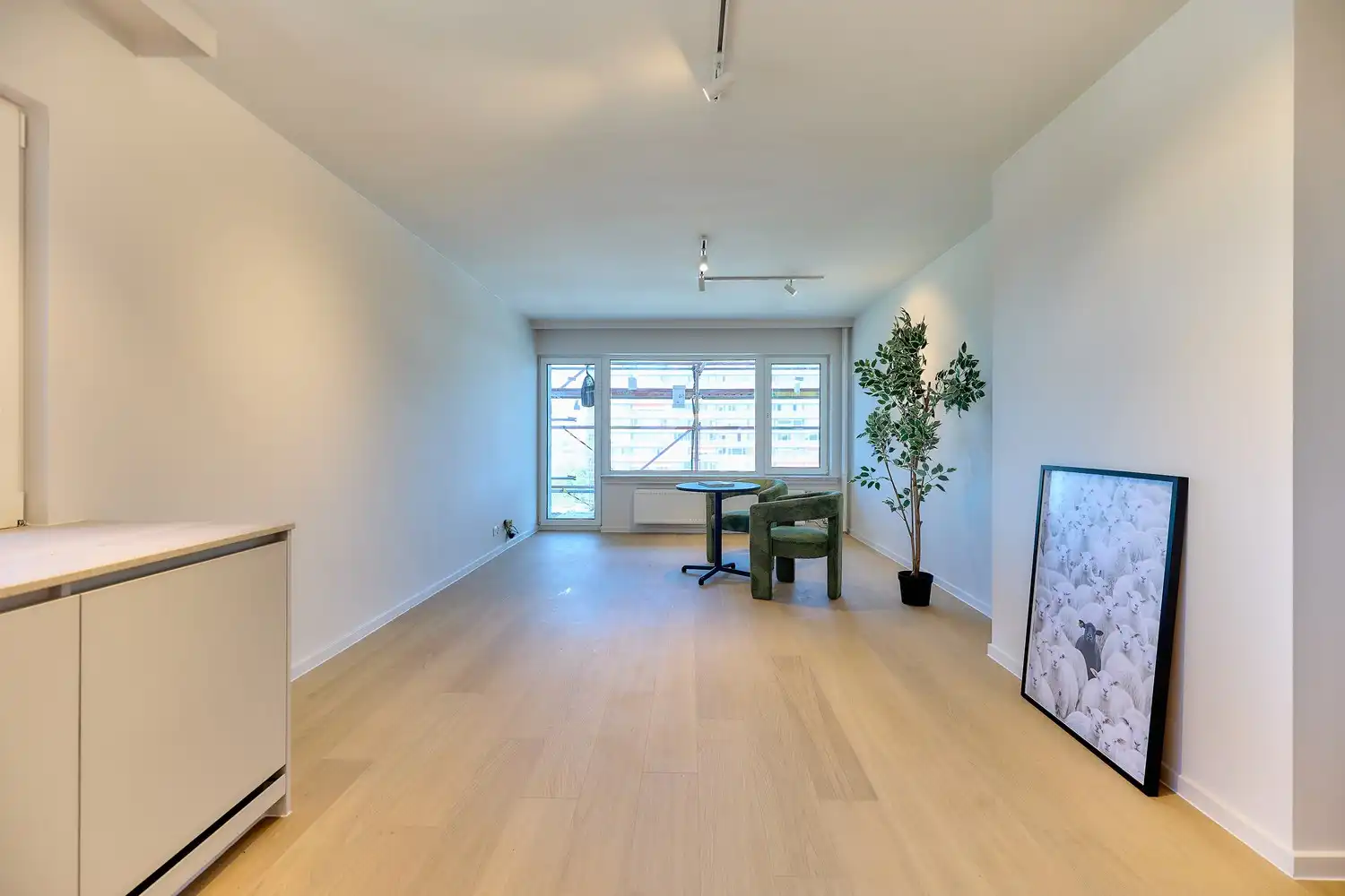 Hoogwaardig gerenoveerd appartement met 3 slaapkamers en uitzicht over Gent foto 3