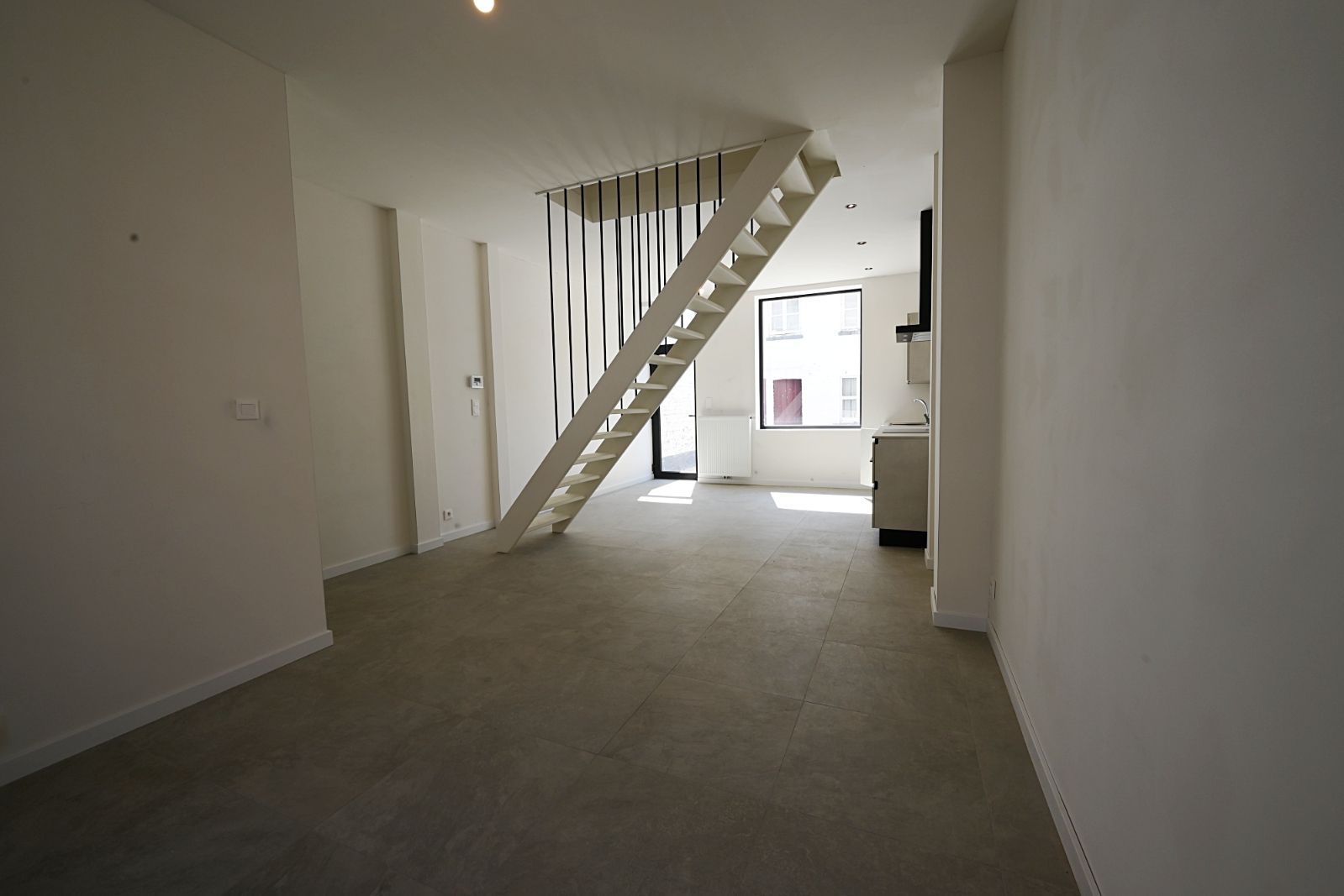 Gerenoveerde woning met 3 slaapkamers foto 5