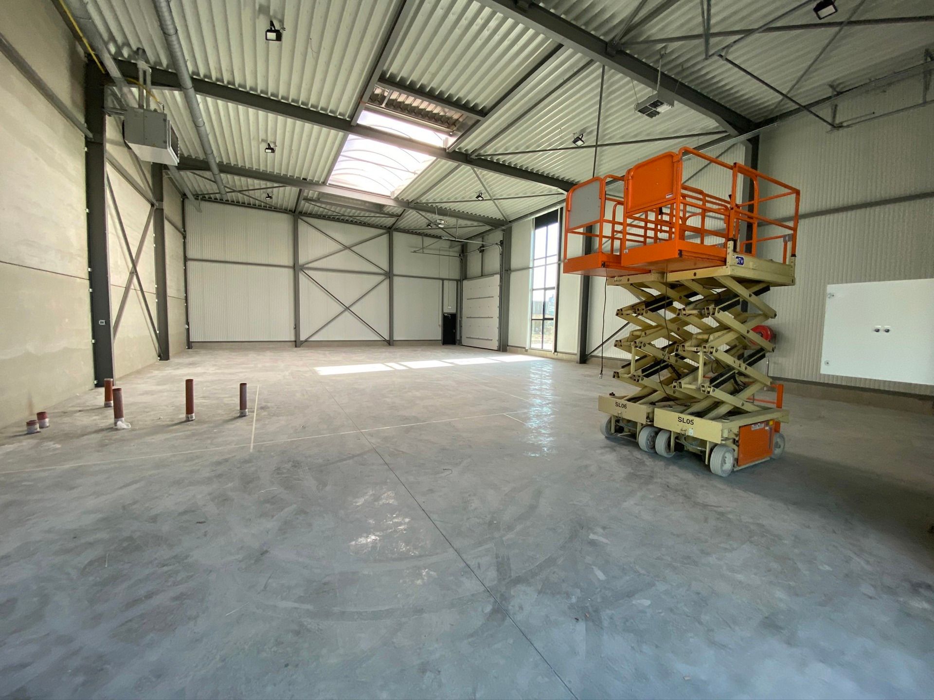 RECENTE KMO-UNIT VAN 385M²  foto 12