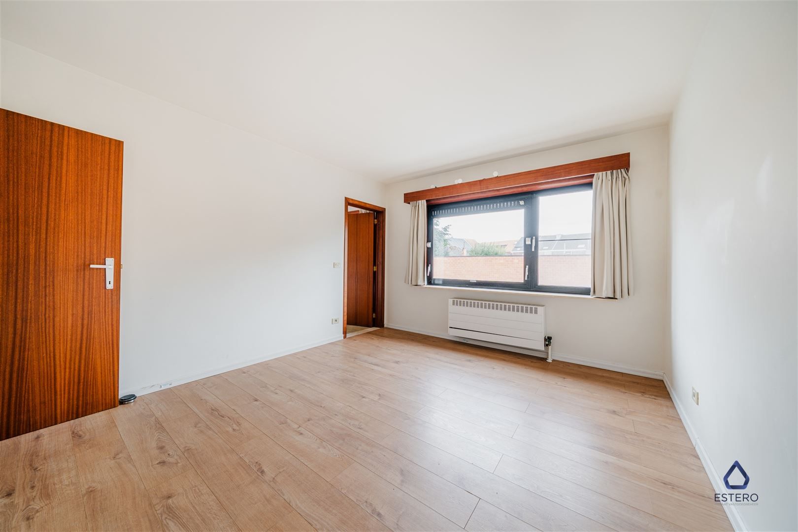 Appartement met twee slaapkamers en parking centrum Aalst foto 4