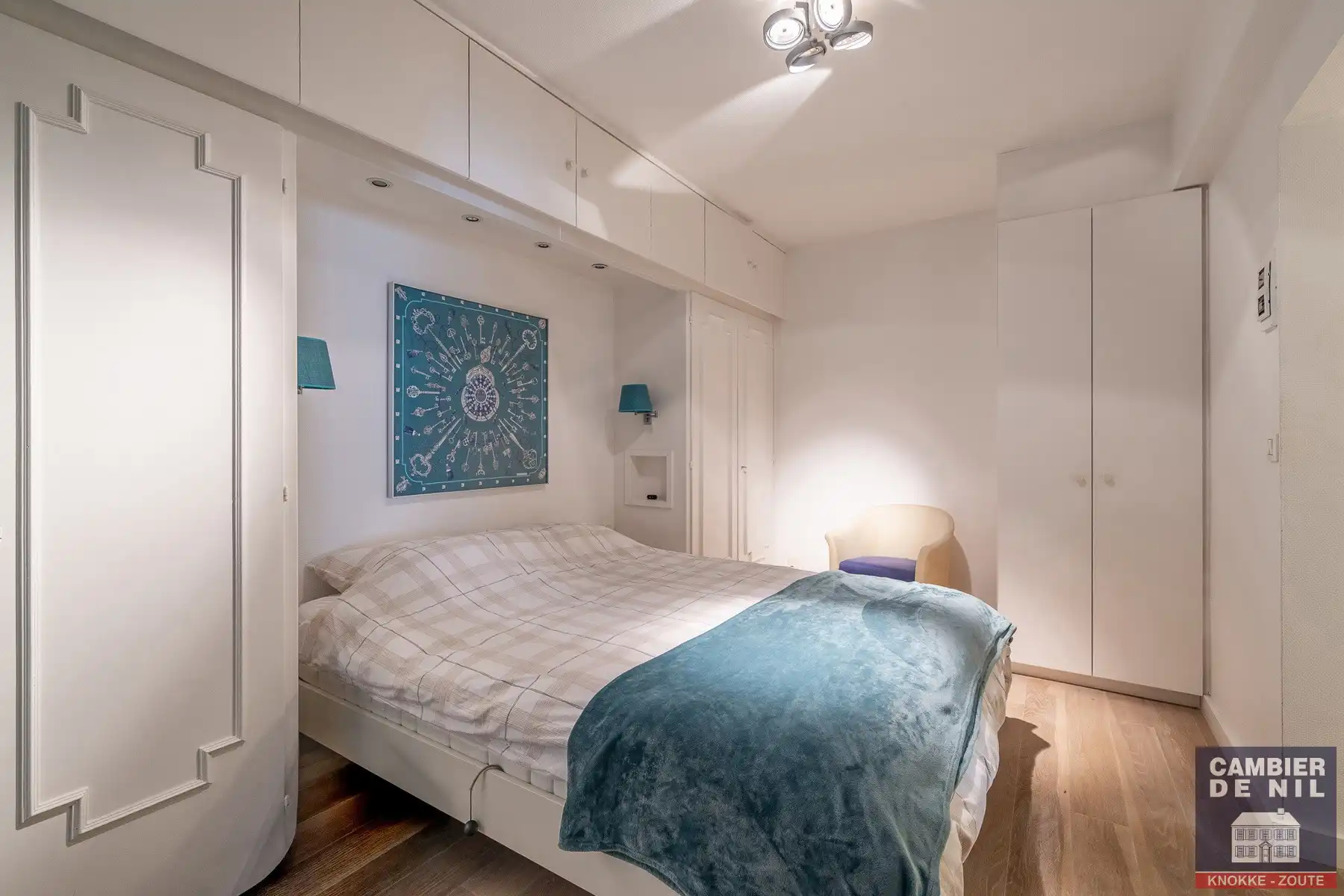 Instapklaar gemeubeld appartement met lateraal zeezicht in het Zoute foto 13