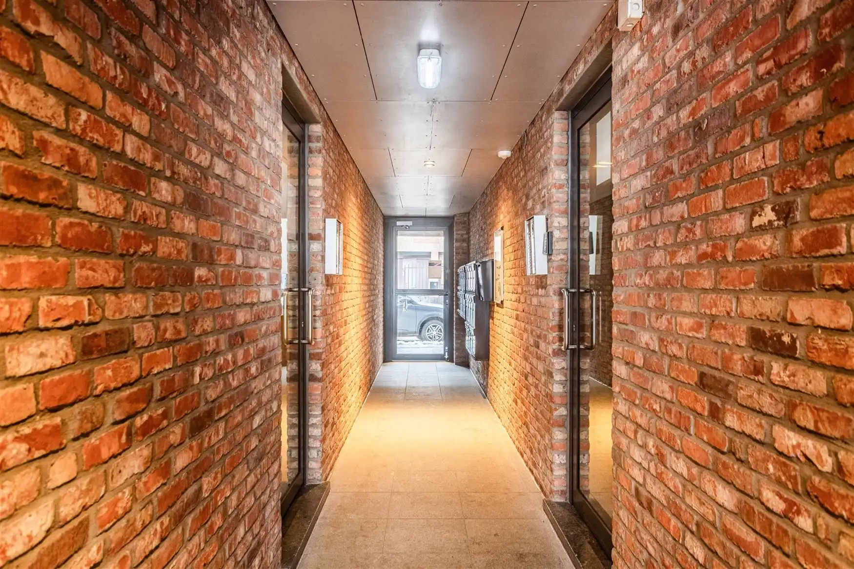 Gezellig appartement met tuin en garage in Merelbeke. foto 2