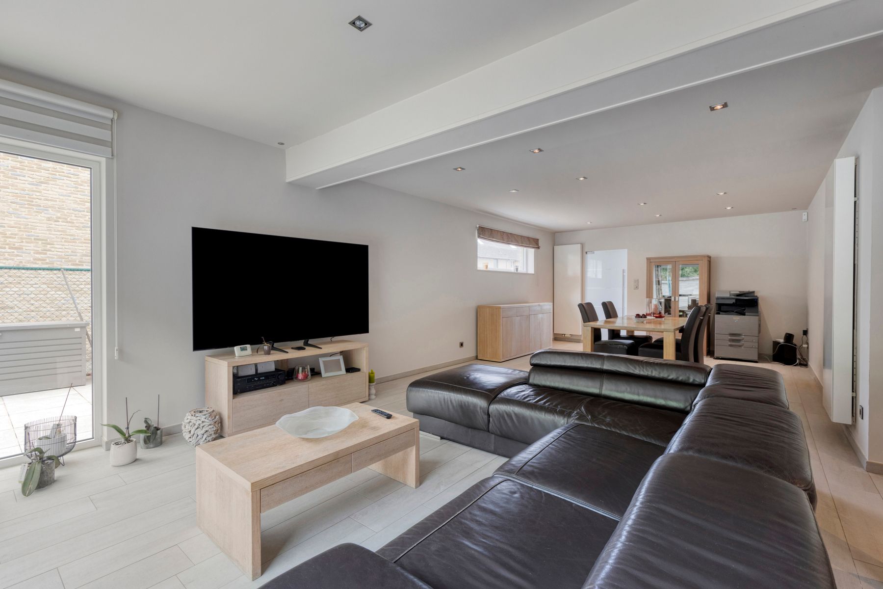Ruime en instapklare 3-gevelwoning in rustige omgeving foto 9