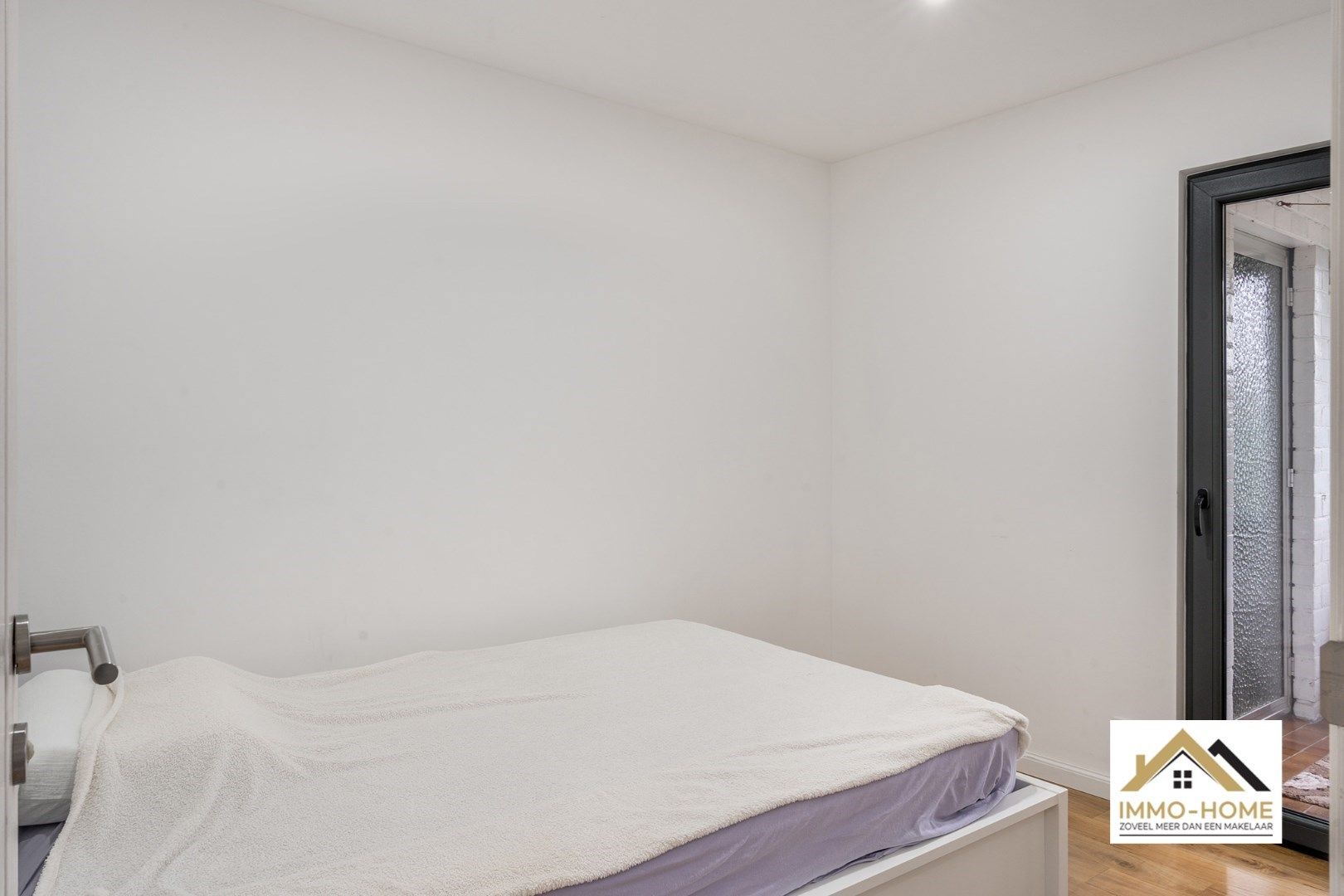 Heel erg ruim dakappartement + garage te Lokeren!  foto 8