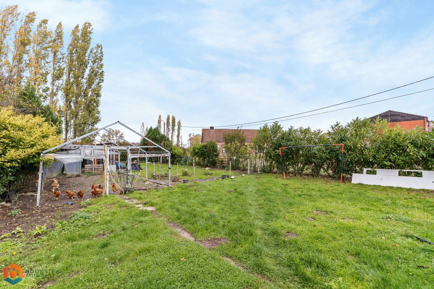 Woning met 4 slpkrs en garage op perceel van 1401 m² foto 12