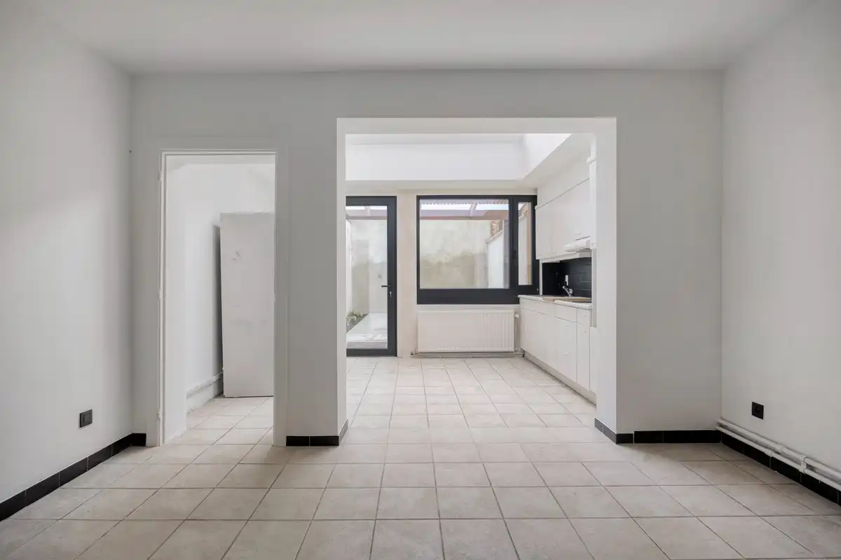 Woning met 4 slaapkamers, 2 badkamers en terras in centrum Leuven ! – EPC 187 kWh/m² - bewoonbare opp. 184m² foto 4