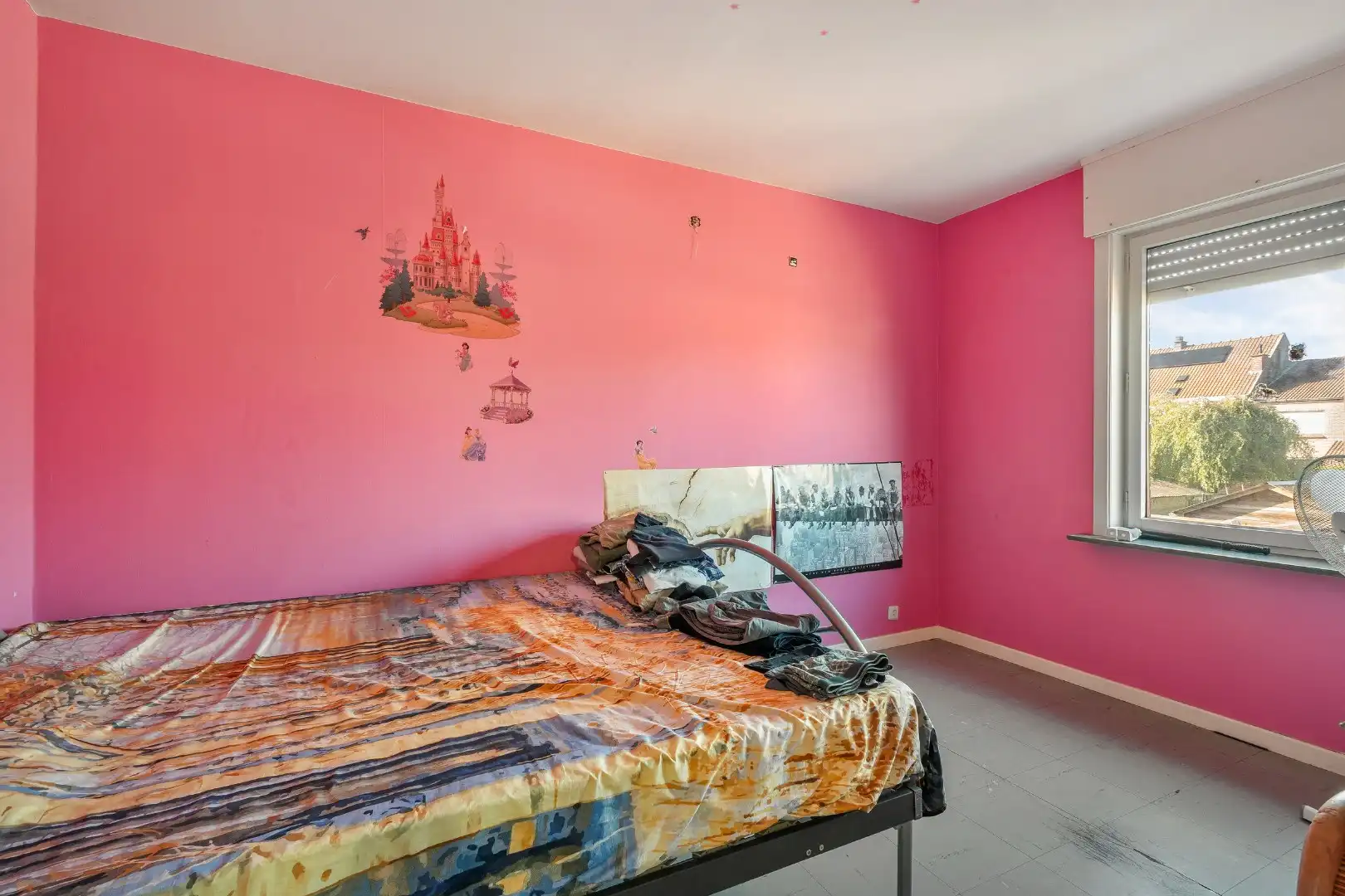 OP TE FRISSEN WONING MET 3 SLAAPKAMERS, BUREAURUIMTE, GARAGE EN  TUIN foto 10