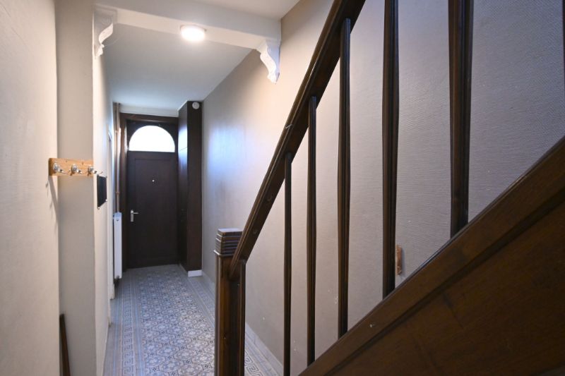 Exclusief te renoveren herenhuis met 5 slpks op toplocatie te Nazareth - De Pinte! foto 3