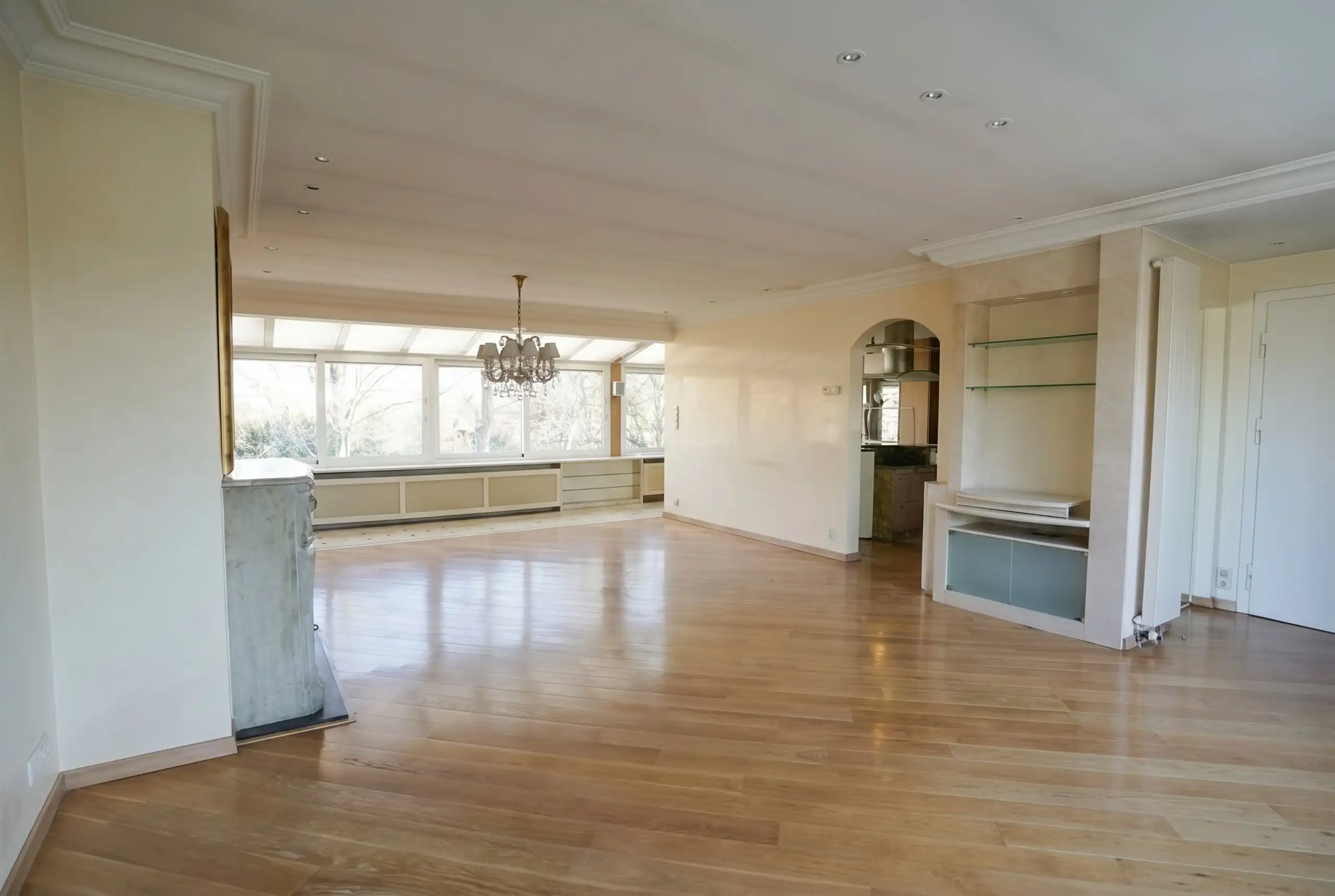 Elegant dakappartement met groot terras en garage! foto 4
