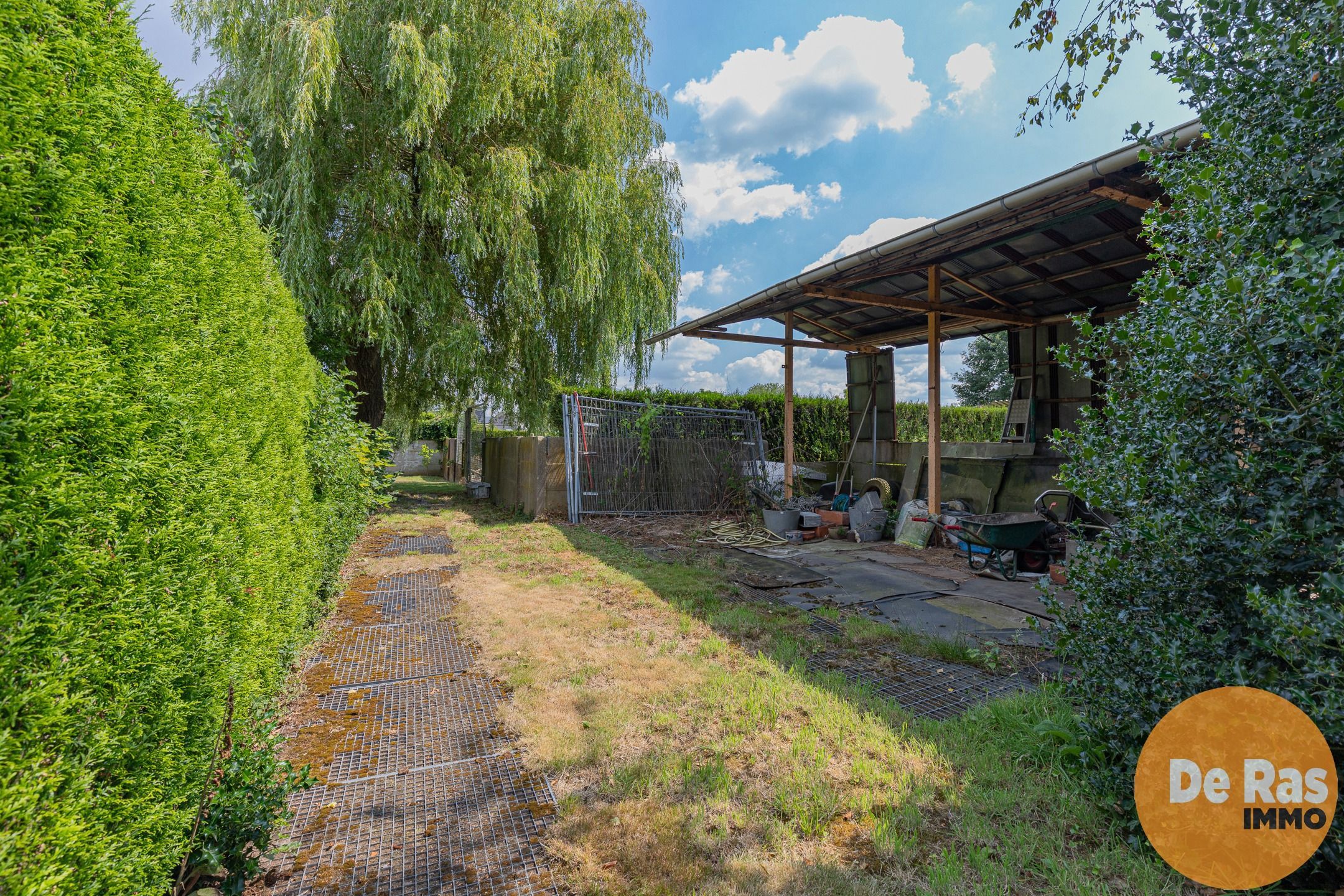 AALST – Halfopen bebouwing met villa-allure op 3114 m² foto 20