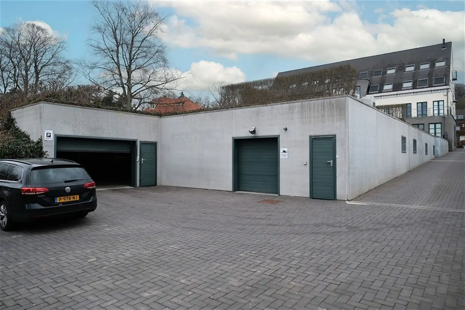 Kantoorgebouw foto 13