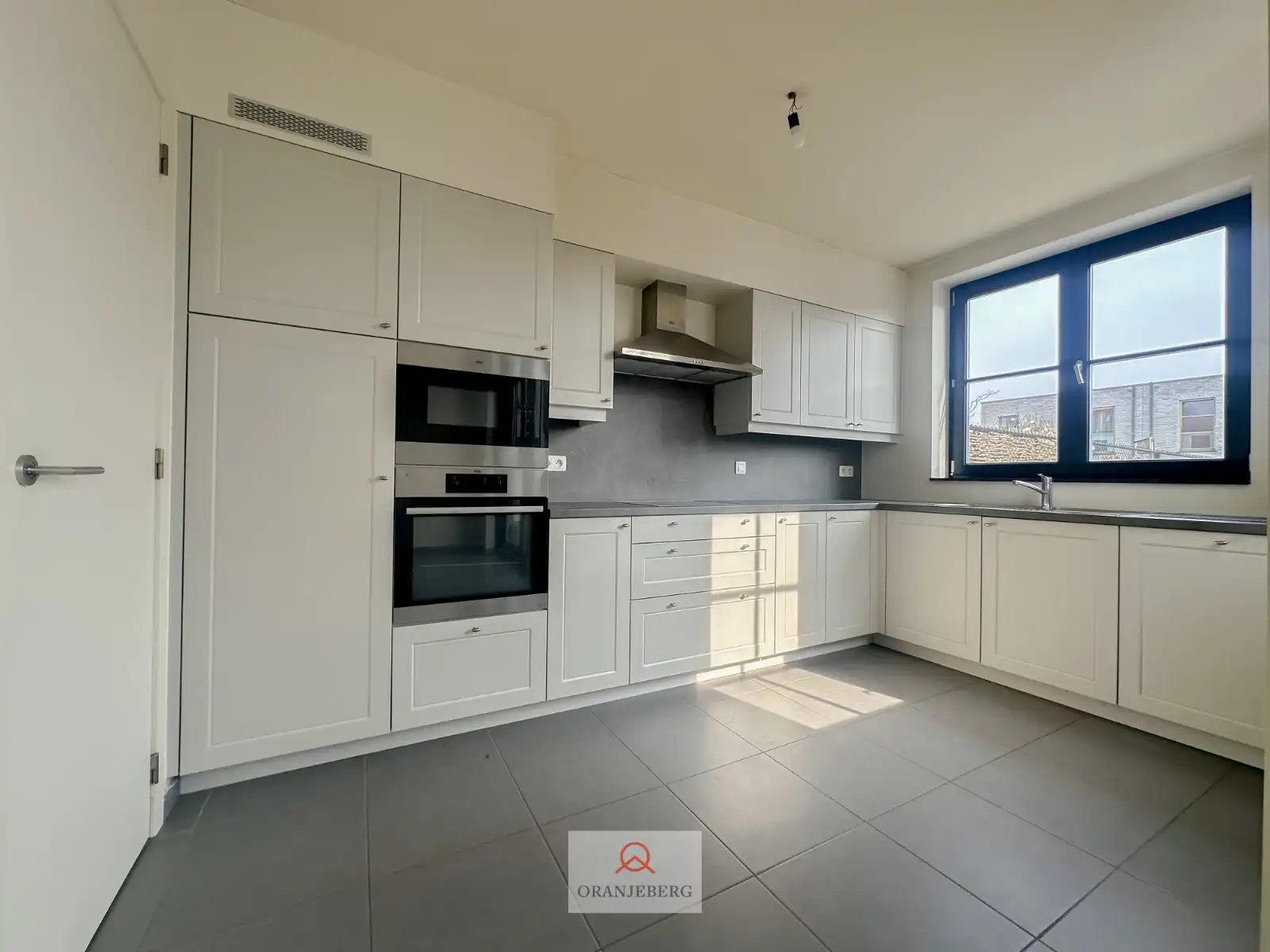 Rustig gelegen woning met tuin te Merelbeke foto 3