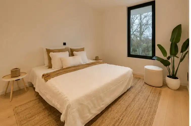 Ruime afgewerkte nieuwbouwwoning met landelijk zicht! foto 14