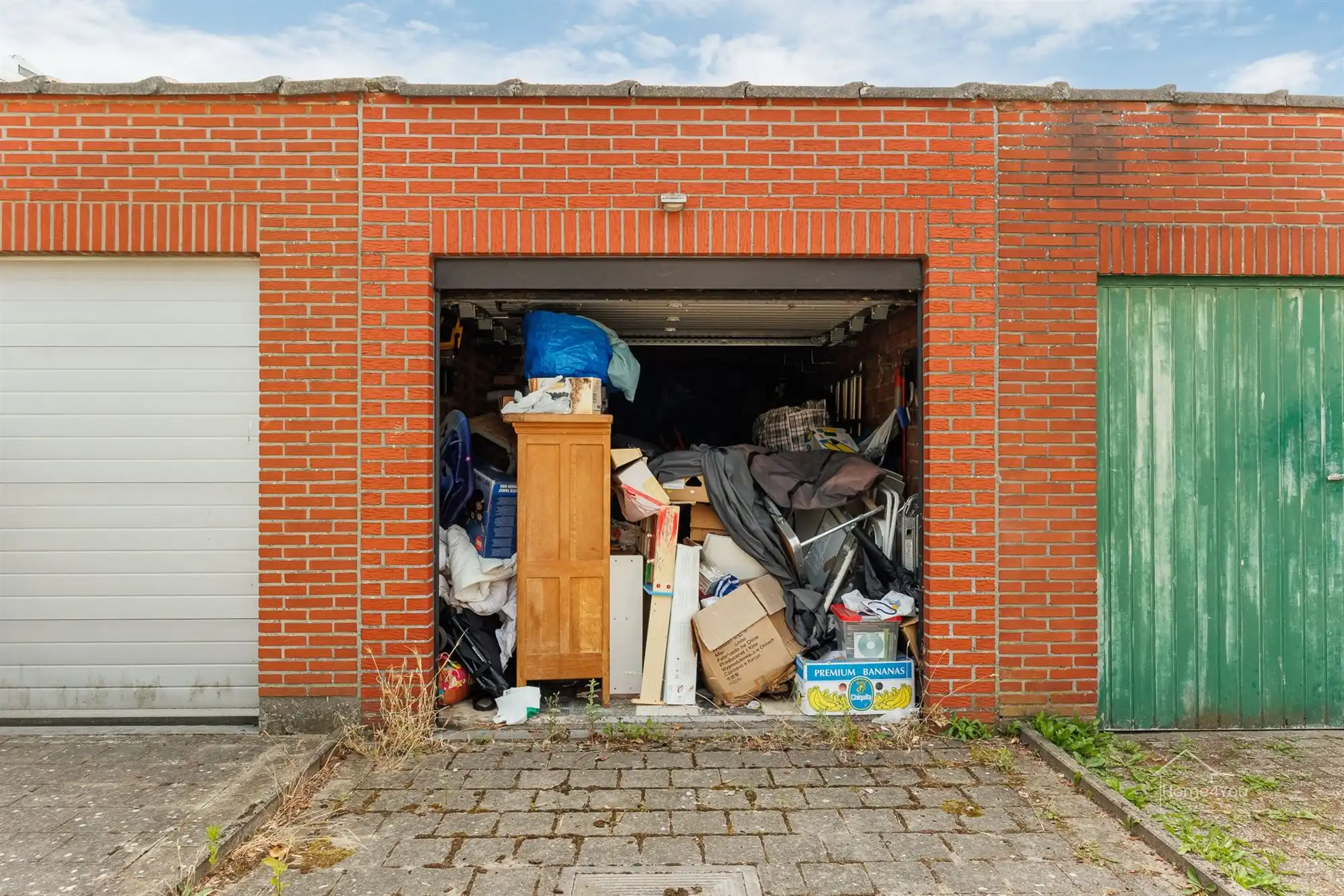 Te renoveren rijwoning met garage op toplocatie te Kontich foto 23