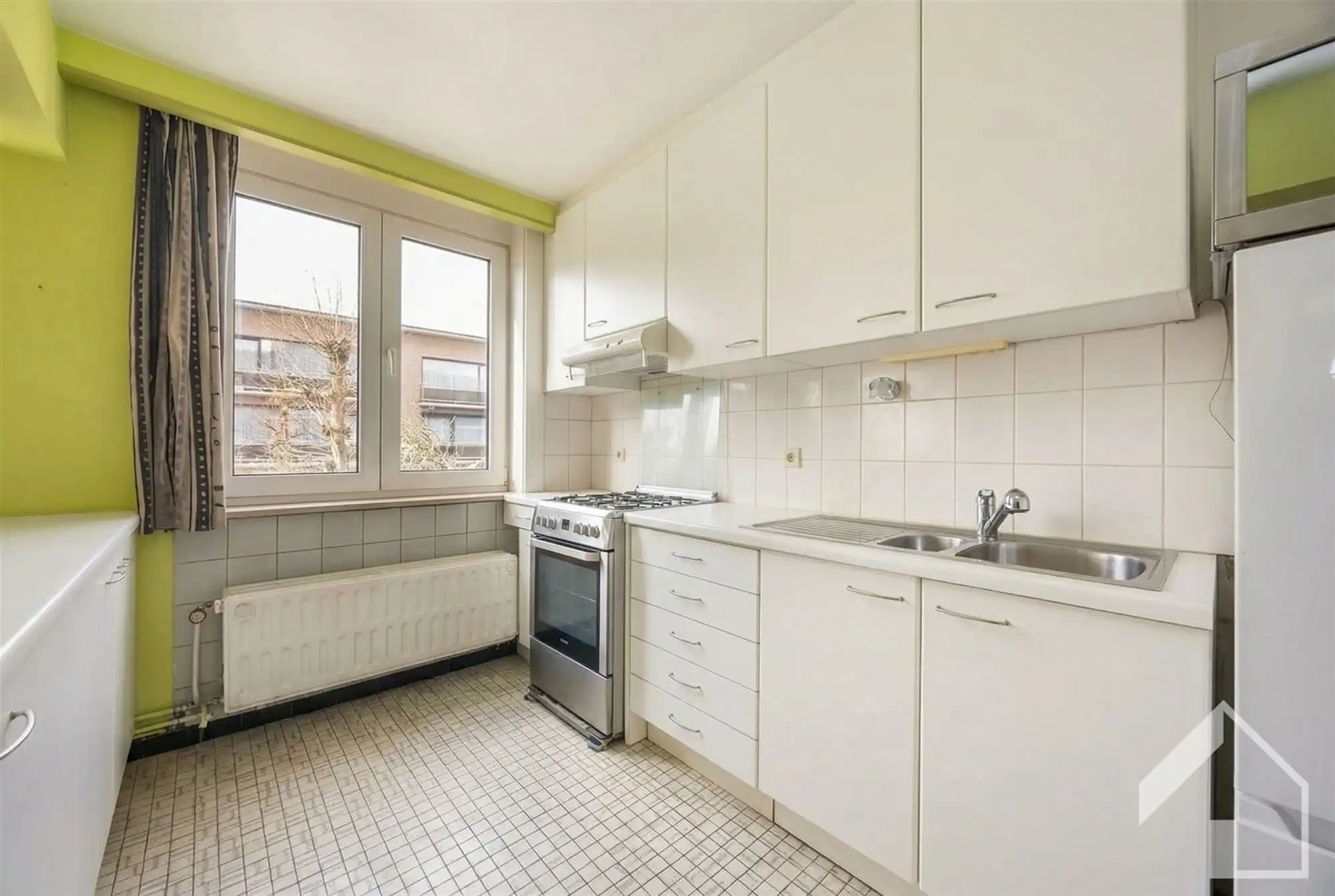 Appartement 1e verdieping + hele gelijkvloers incl garage foto 7