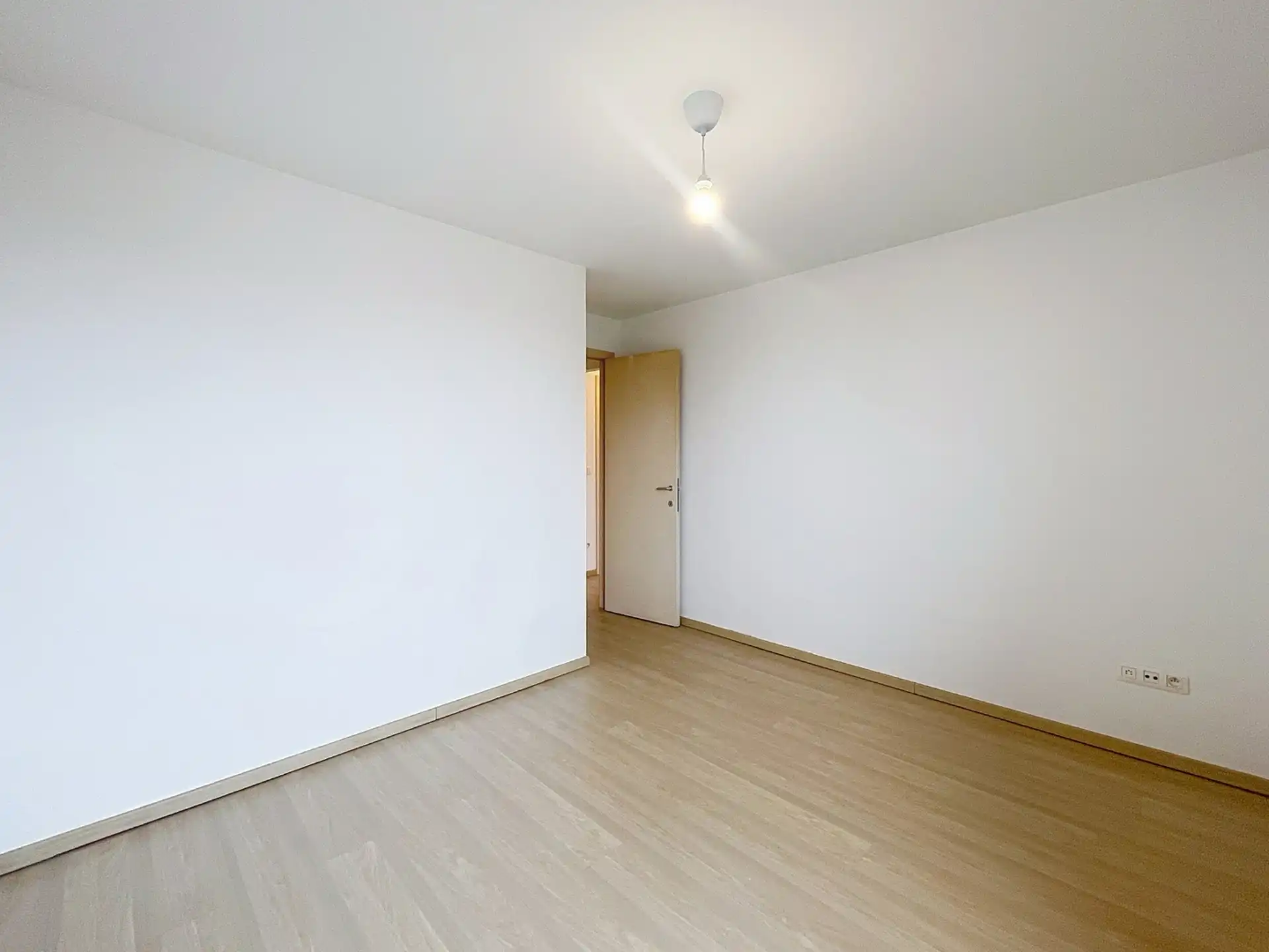 Mooi appartement 2 slaapkamers ±85m² + terras en parking foto 8
