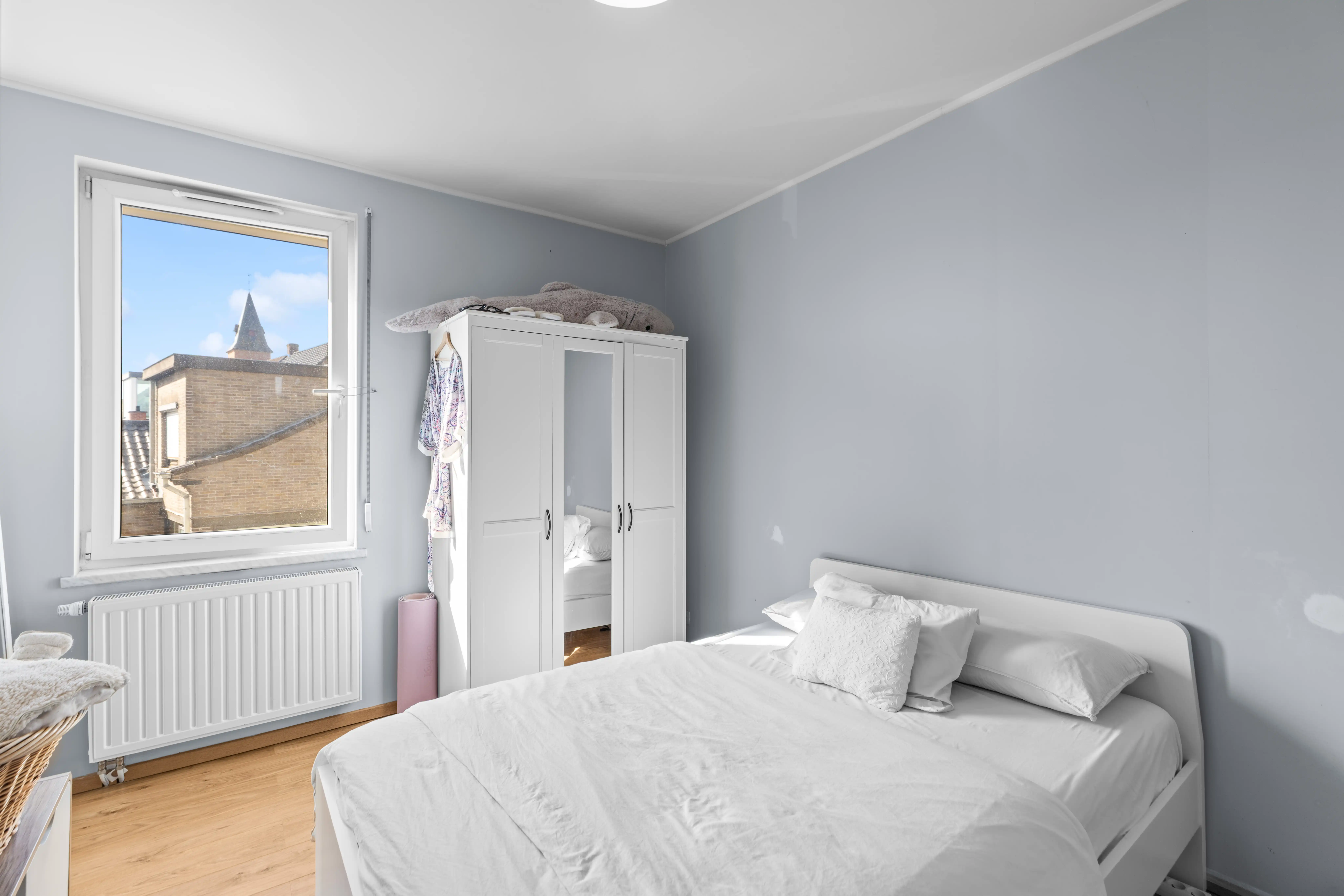Instapklare woning met gezellig koertje in Belzele (Evergem) foto 7
