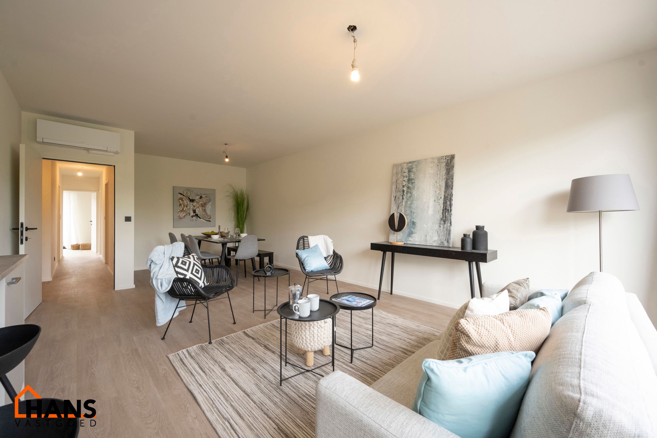 Energiezuinig appartement met garagebox. foto {{pictureIndex}}