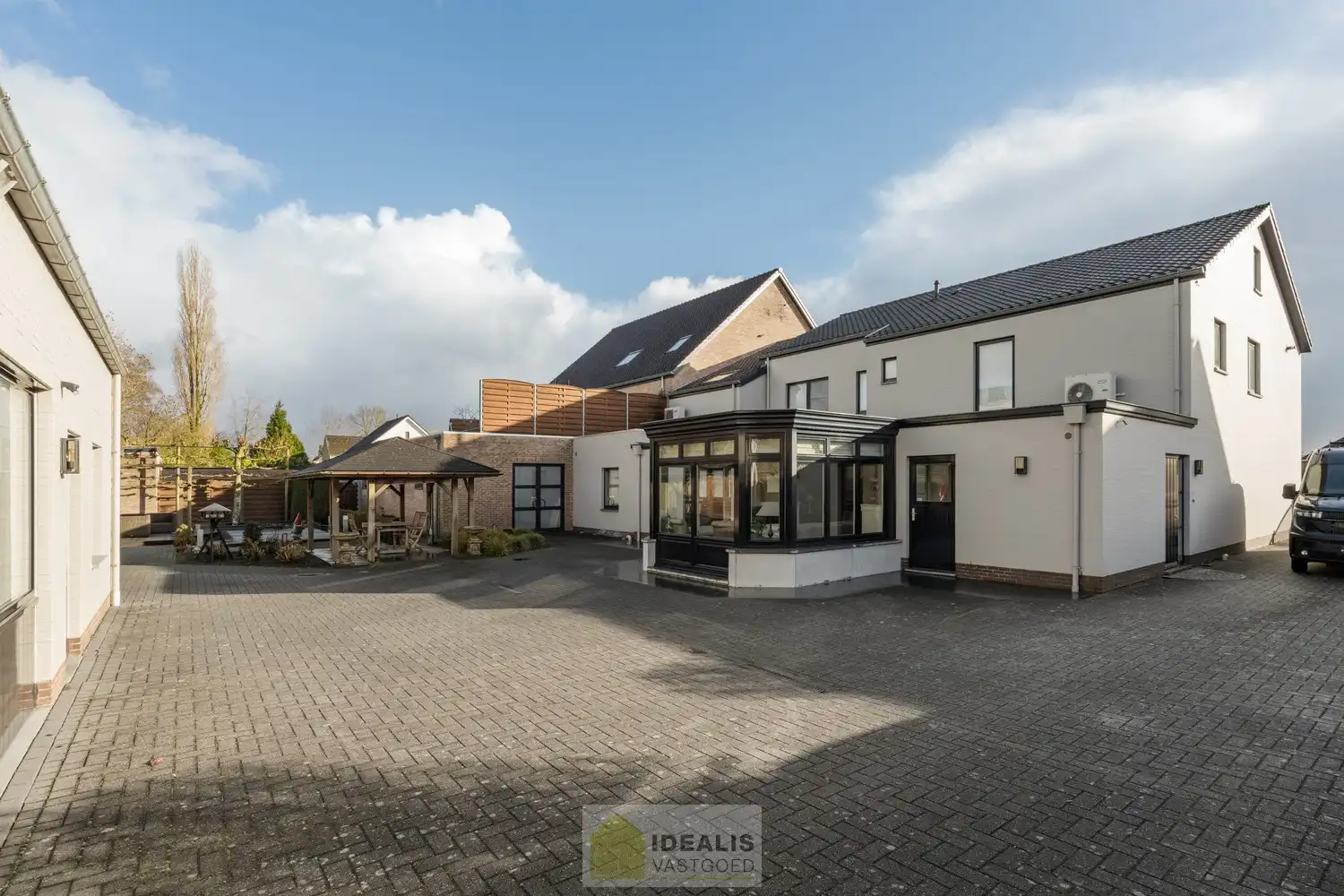 INSTAPKLARE HANDELSRUIMTE VAN MAAR LIEFST +- 410M² MET RIANTE WONING OP SCHITTERENDE COMMERCIËLE ZICHTLOCATIE!! foto 69