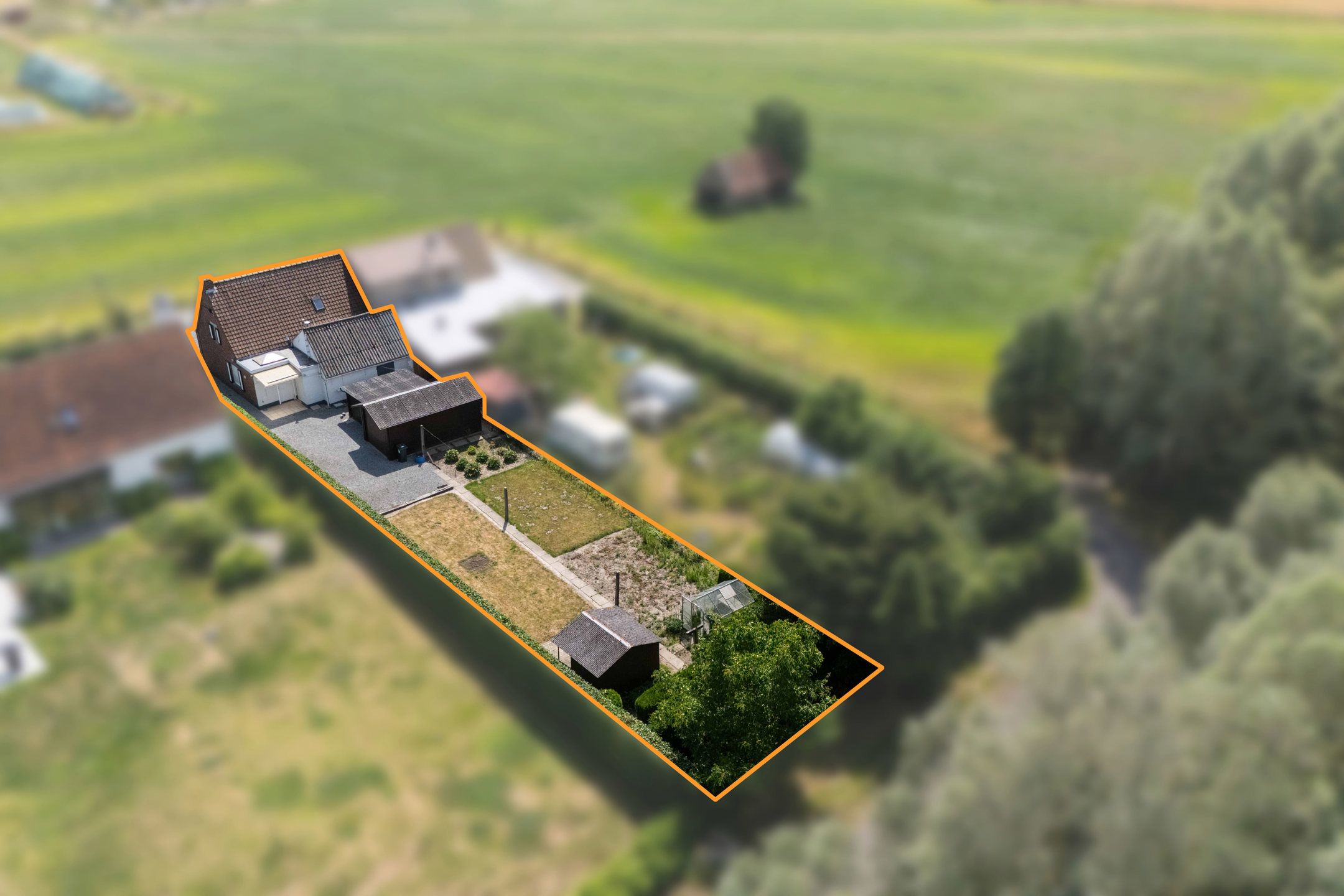 Uniek gelegen renovatieproject in het charmante Mullem foto 18