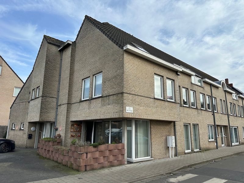 🏡 Te huur – Gelijkvloers appartement in Wondelgem 🏡 foto {{pictureIndex}}
