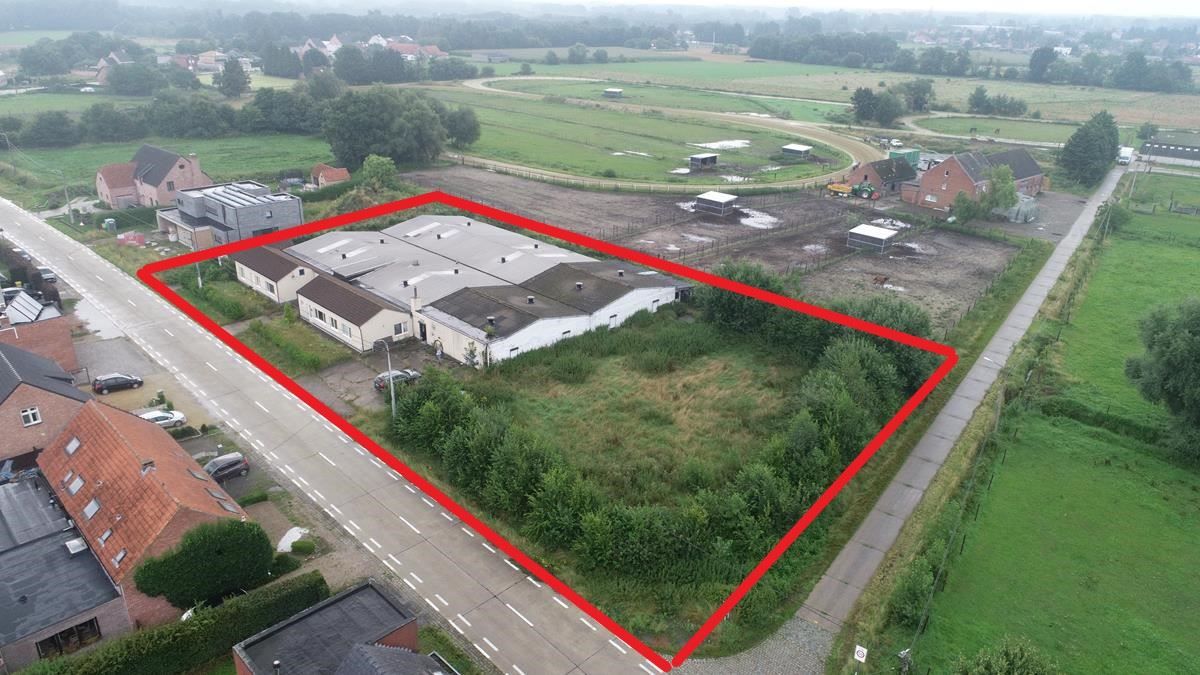 Hoofdfoto van de publicatie: Te herbouwen woning in Itegem