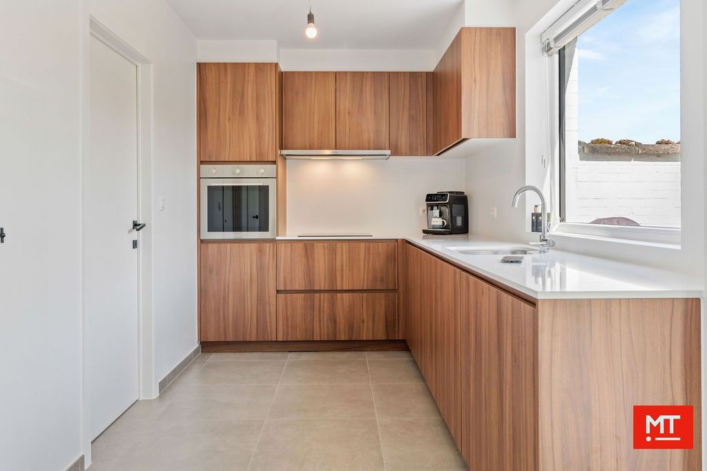 Gerenoveerde halfopen woning op het einde van een doodlopende straat te Zonnebeke foto 5