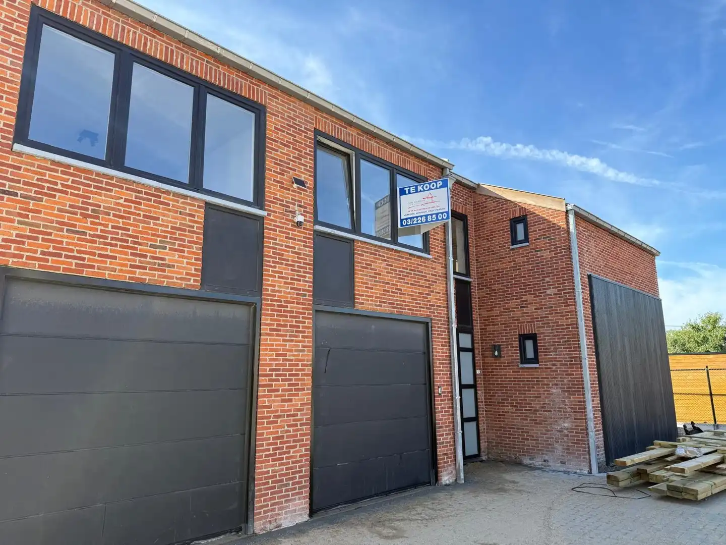 GERENOVEERDE HOB foto {{pictureIndex}}