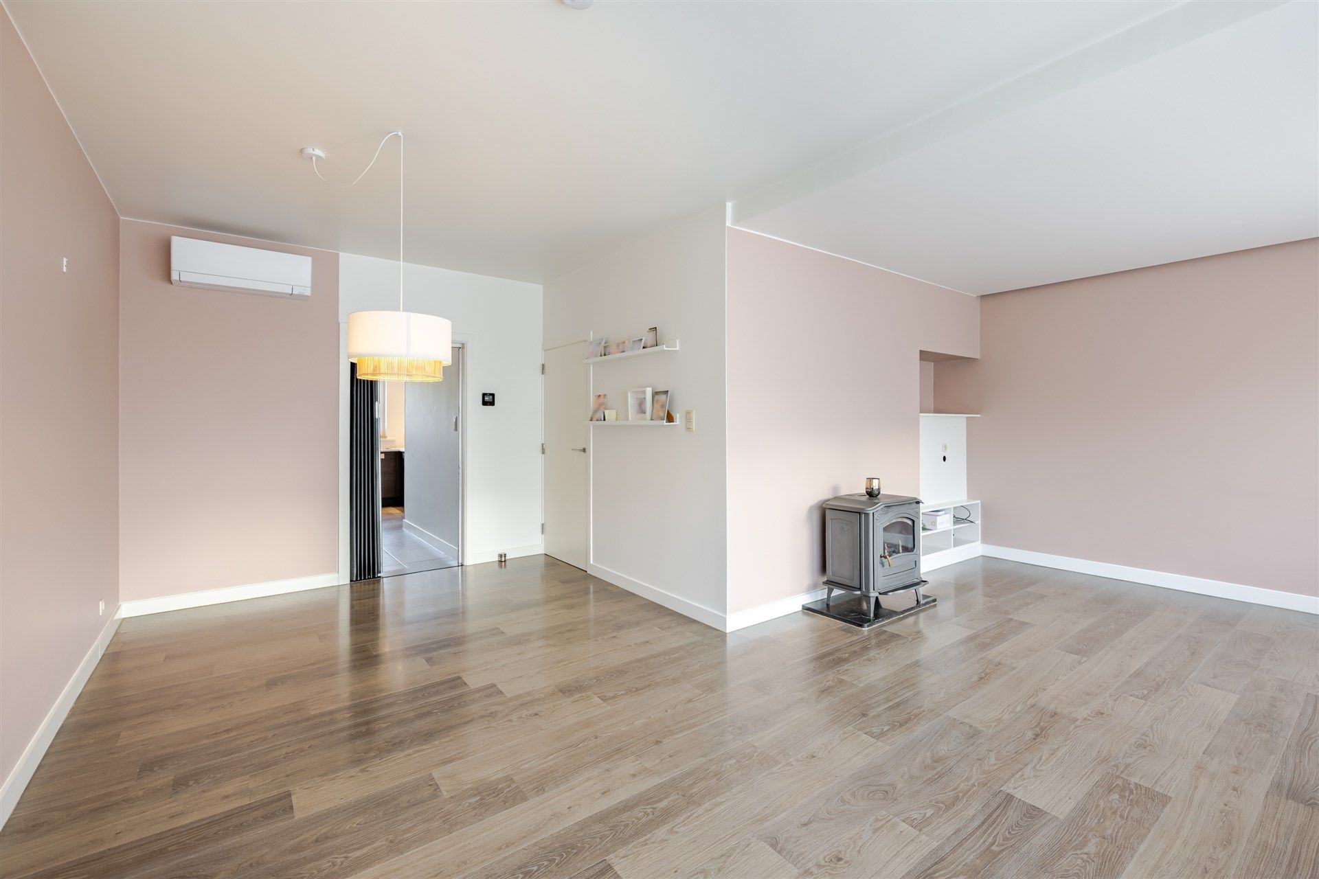 Modern ingerichte gezinswoning met uitstekende ligging nabij Aalst foto 7