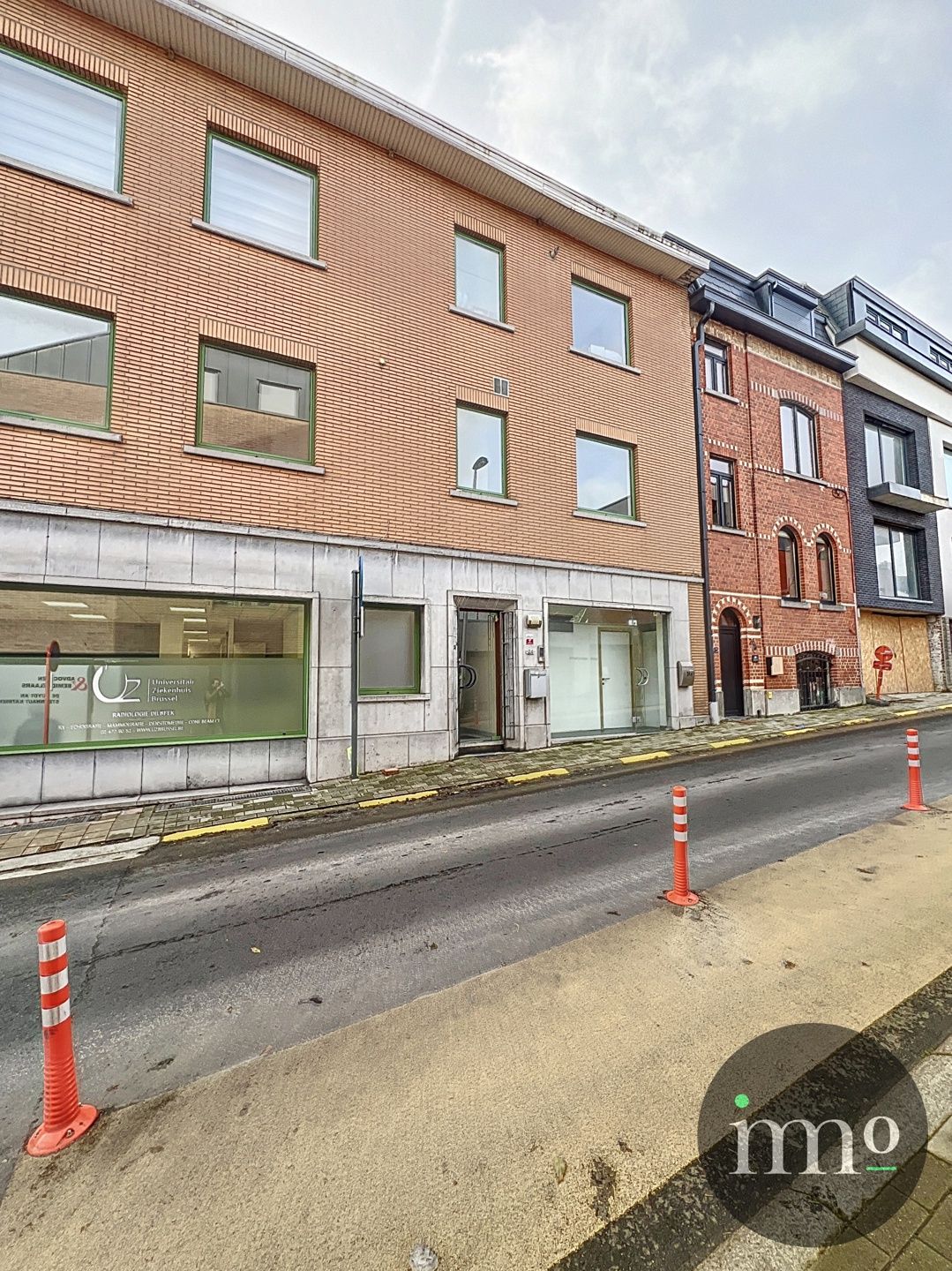 Appartement met Commerciele ruimte/Opslag/berging in. centrum Dilbeek foto 3