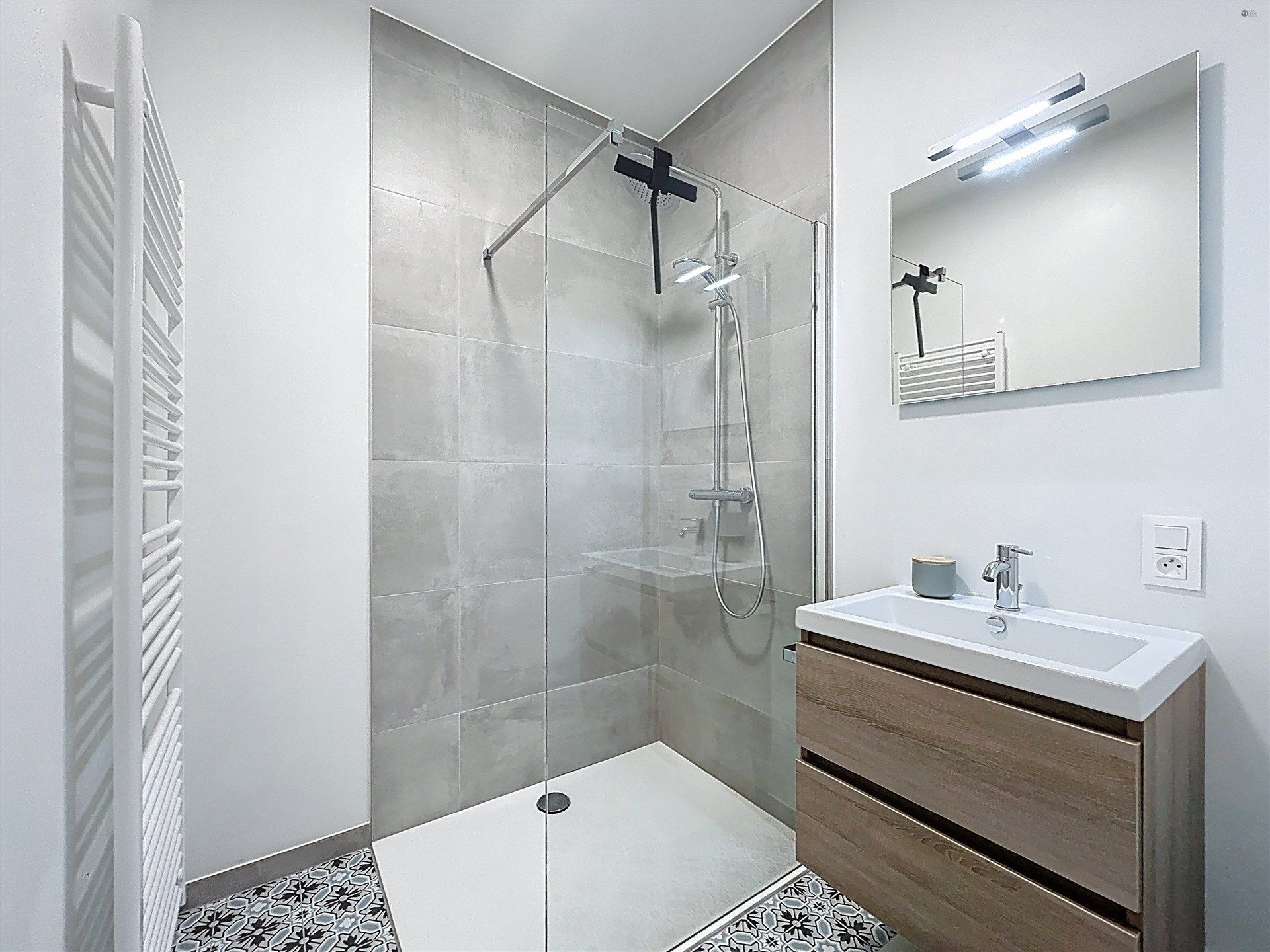 Luxueus en energiezuinig drie slaapkamer-penthouse (170m²) met ruime terrassen (30m²) foto 18