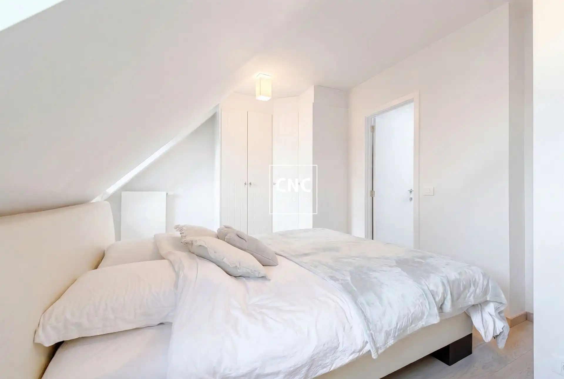 Duplex-appartement met zonneterras op toplocatie in Knokke foto 16