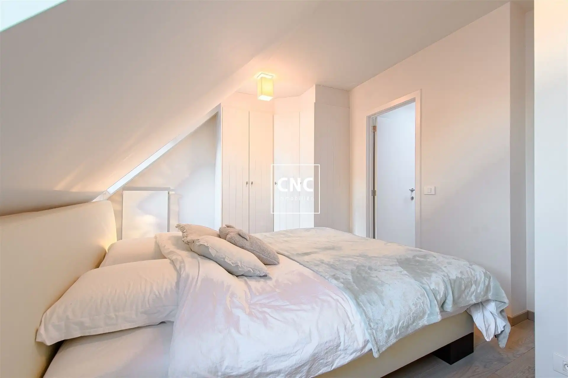 Duplex-appartement met zonneterras op toplocatie in Knokke foto 16