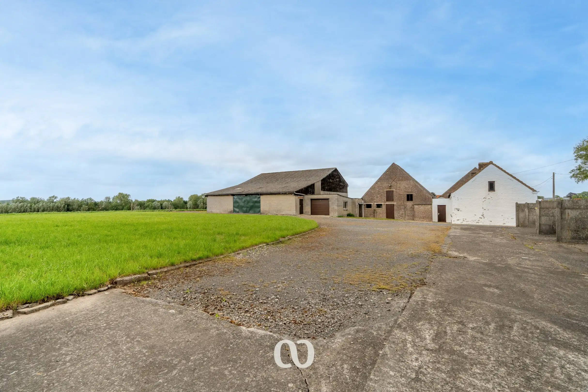 Prachtig gelegen hoeve met gronden op meer dan 3,5 ha foto 5