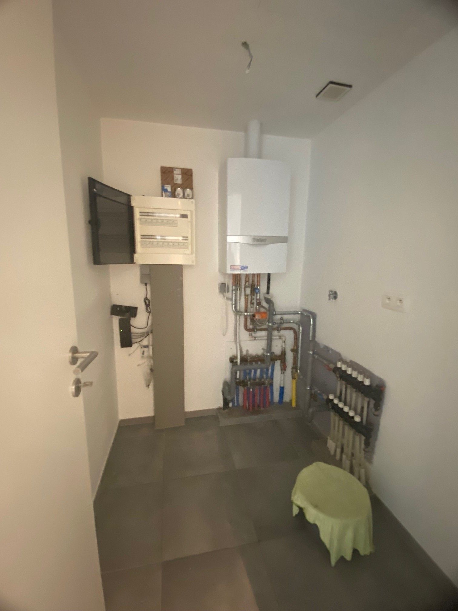 Appartement van 85 m² in centrum Zutendaal met ruim terras foto 8