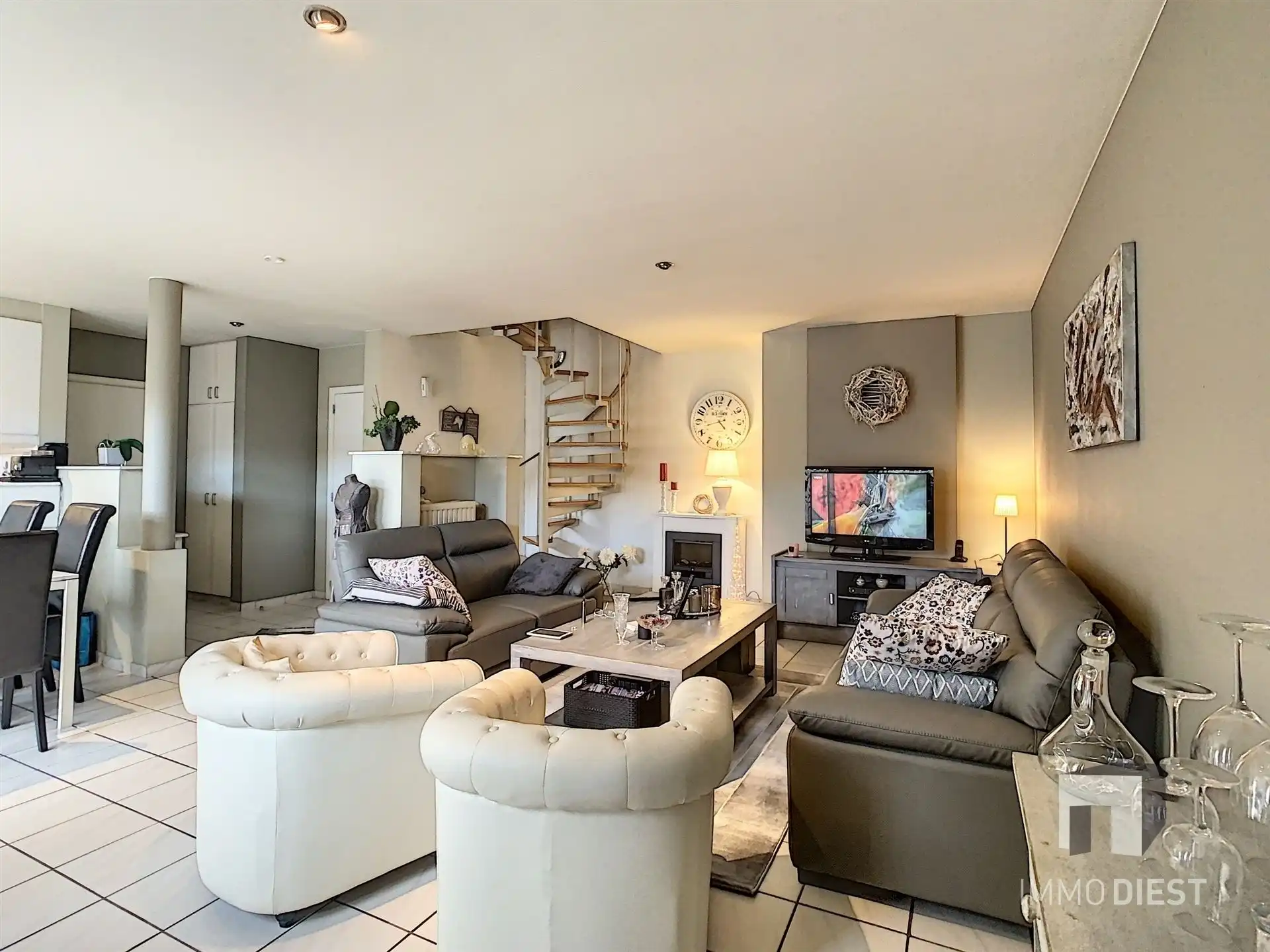 Triplex appartement centrum Tessenderlo foto 4