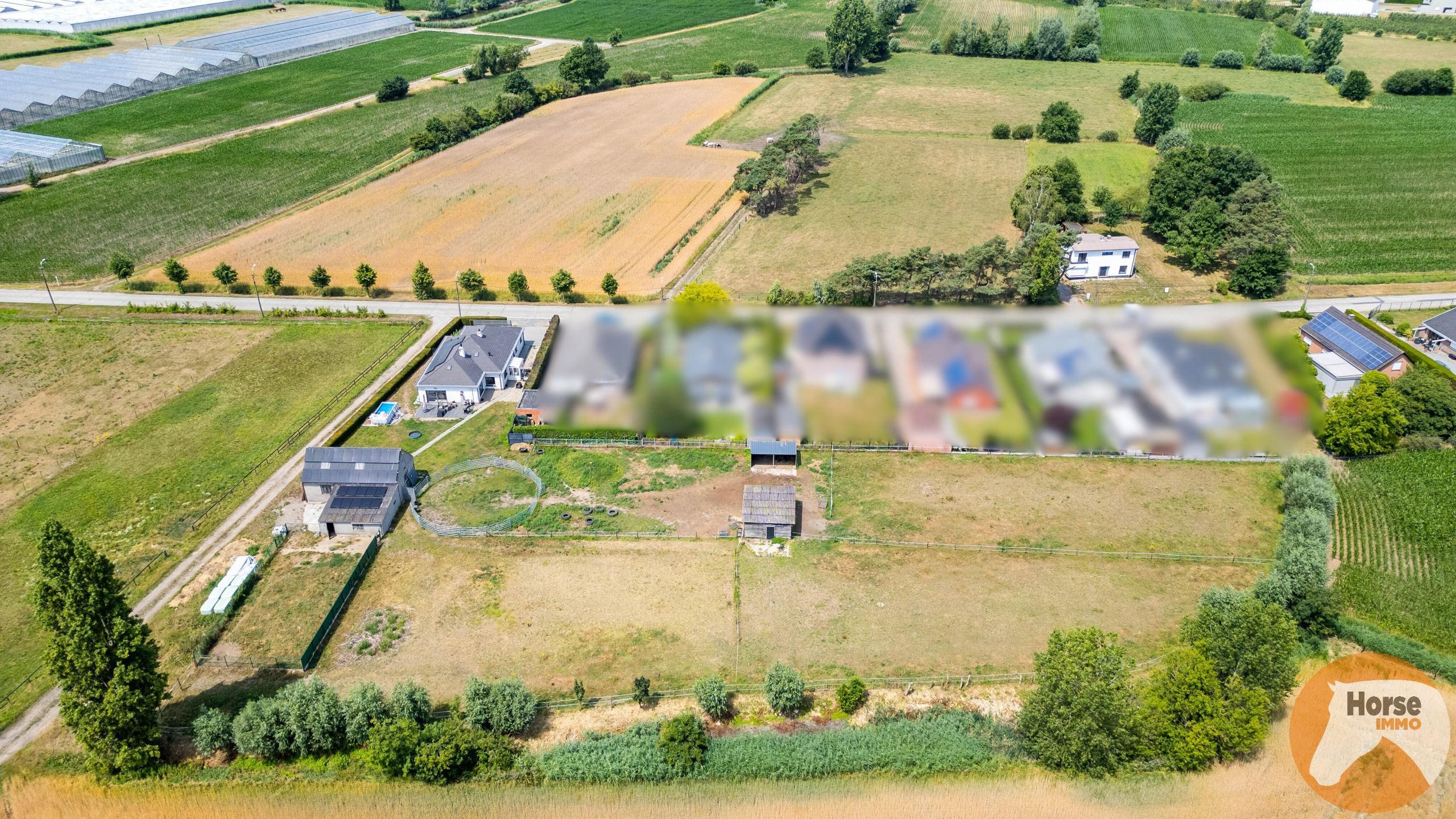 LOCHRISTI - Open bebouwing met stalgebouw en weides  foto 3