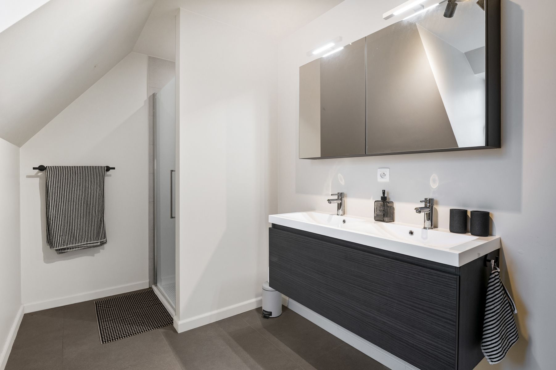Energiezuinige en instapklare pastorijvilla op ca. 1512 m².  foto 19