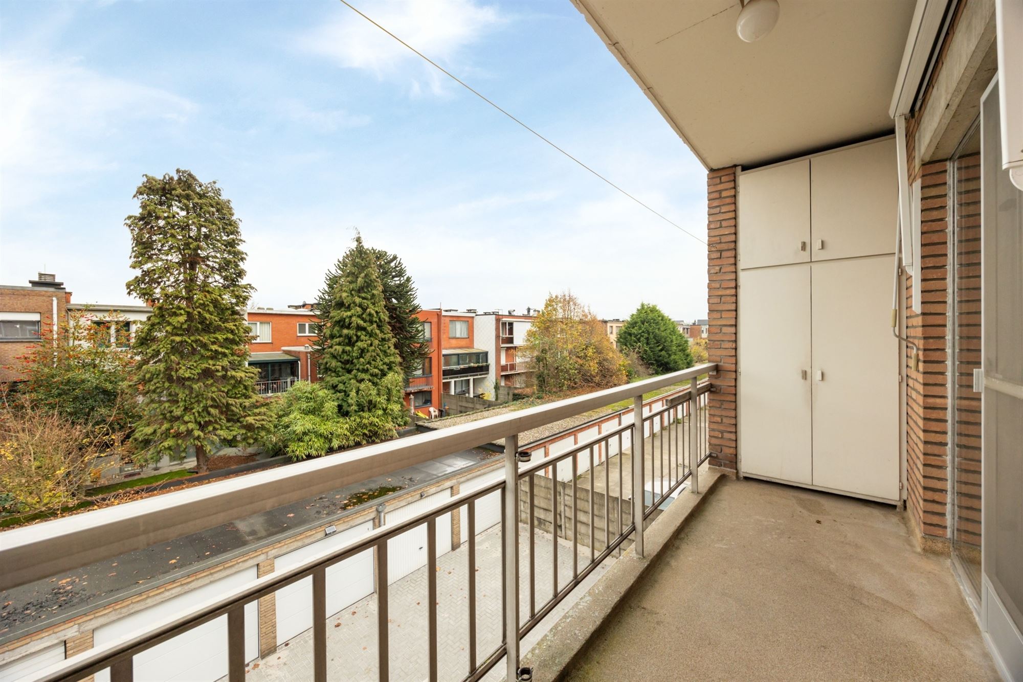 Op te frissen app. met 2 slpkmrs en terras foto 3