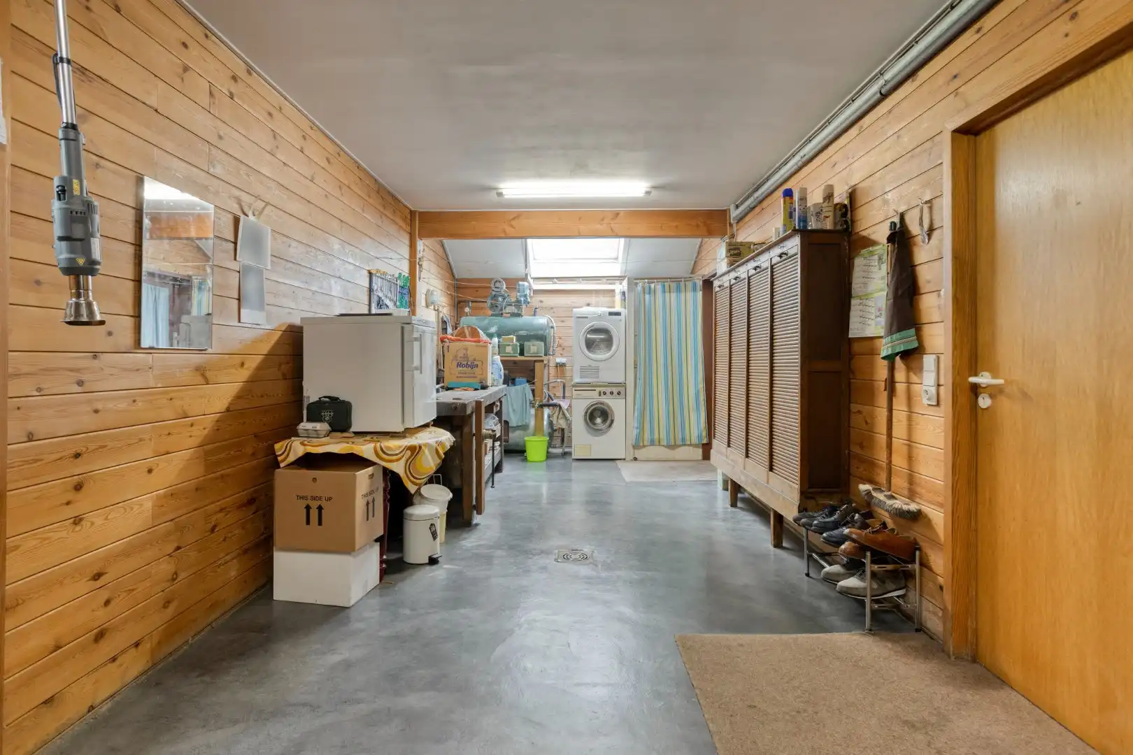 Alleenstaande woning met 2 slaapkamers, garage en grote tuin - verscholen in het groen. foto 23